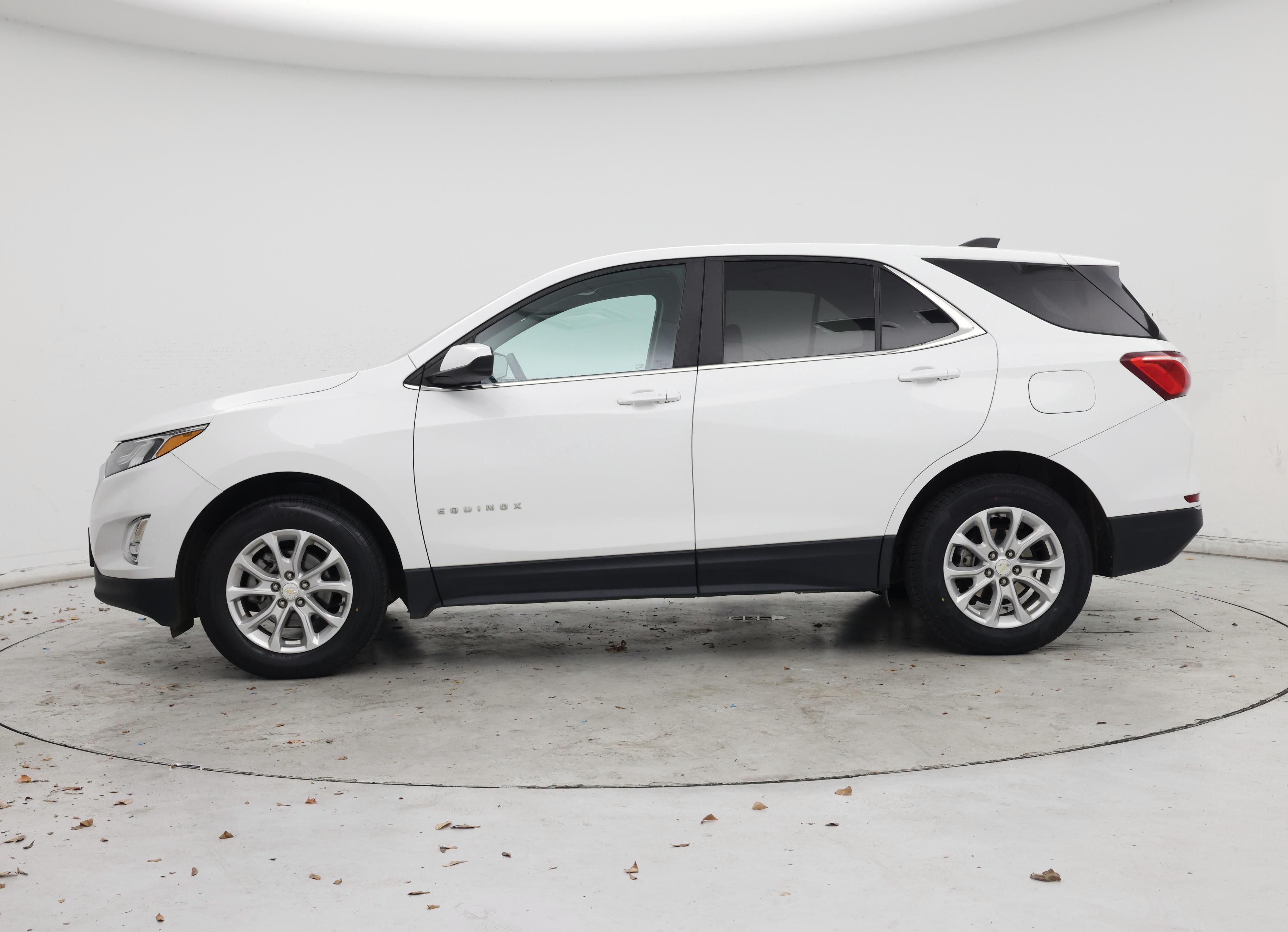 Thumbnail: 2021 Chevrolet Equinox - 3