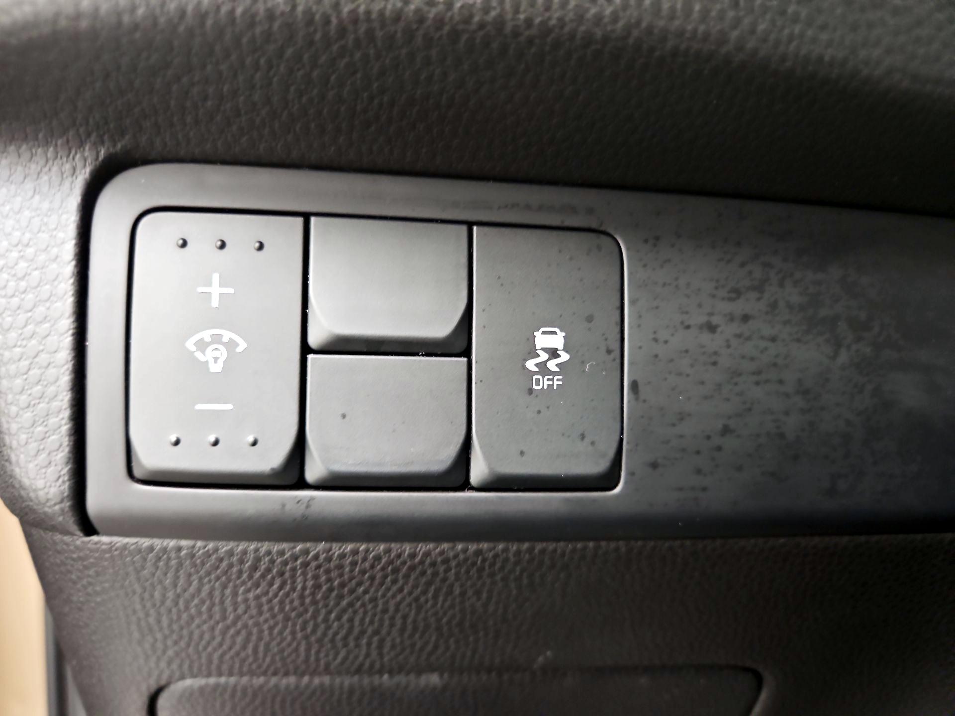 Thumbnail: 2015 Kia Soul - 13