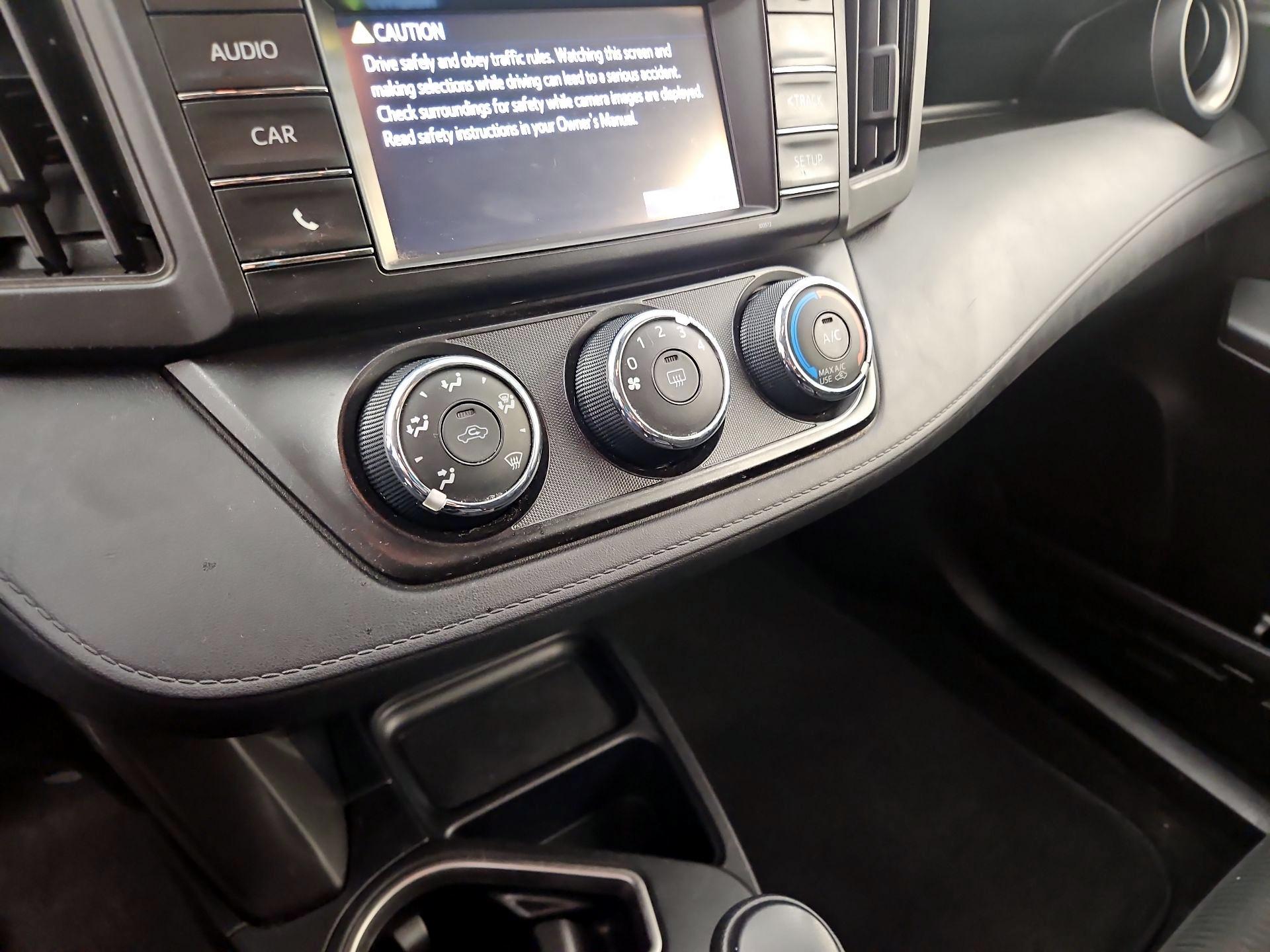 Thumbnail: 2018 Toyota RAV4 - 16