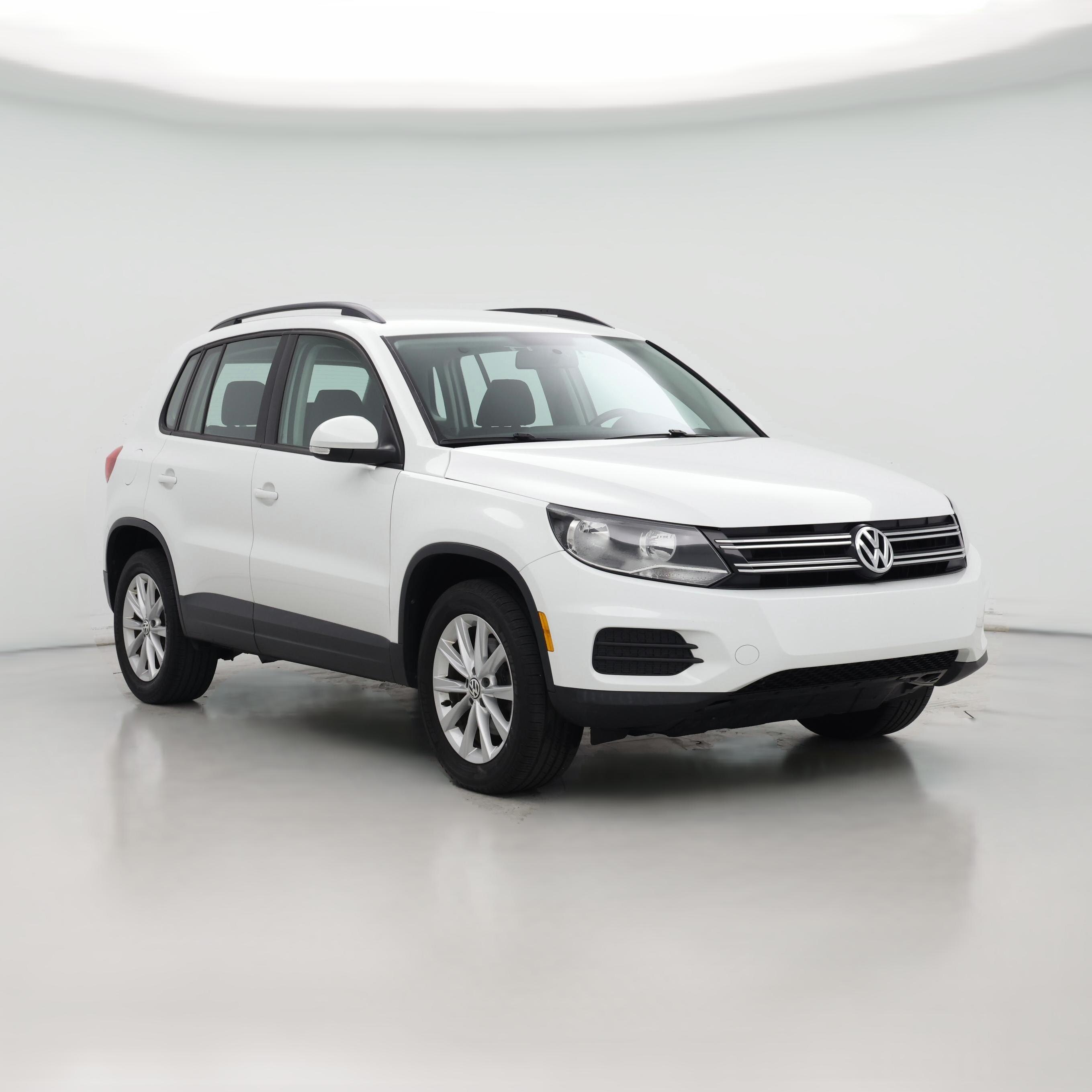 Thumbnail: 2017 Volkswagen Tiguan - 1
