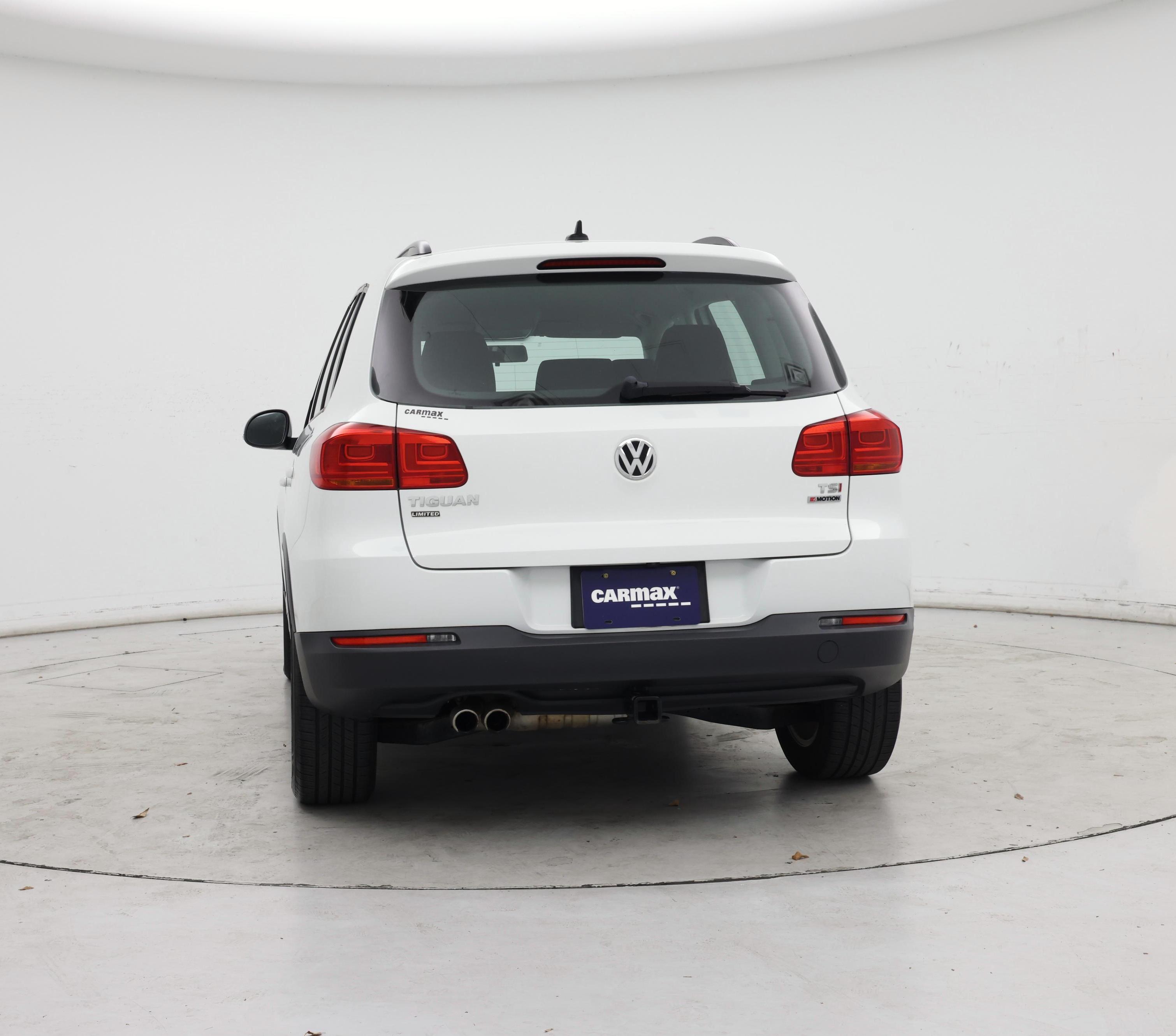 Thumbnail: 2017 Volkswagen Tiguan - 6