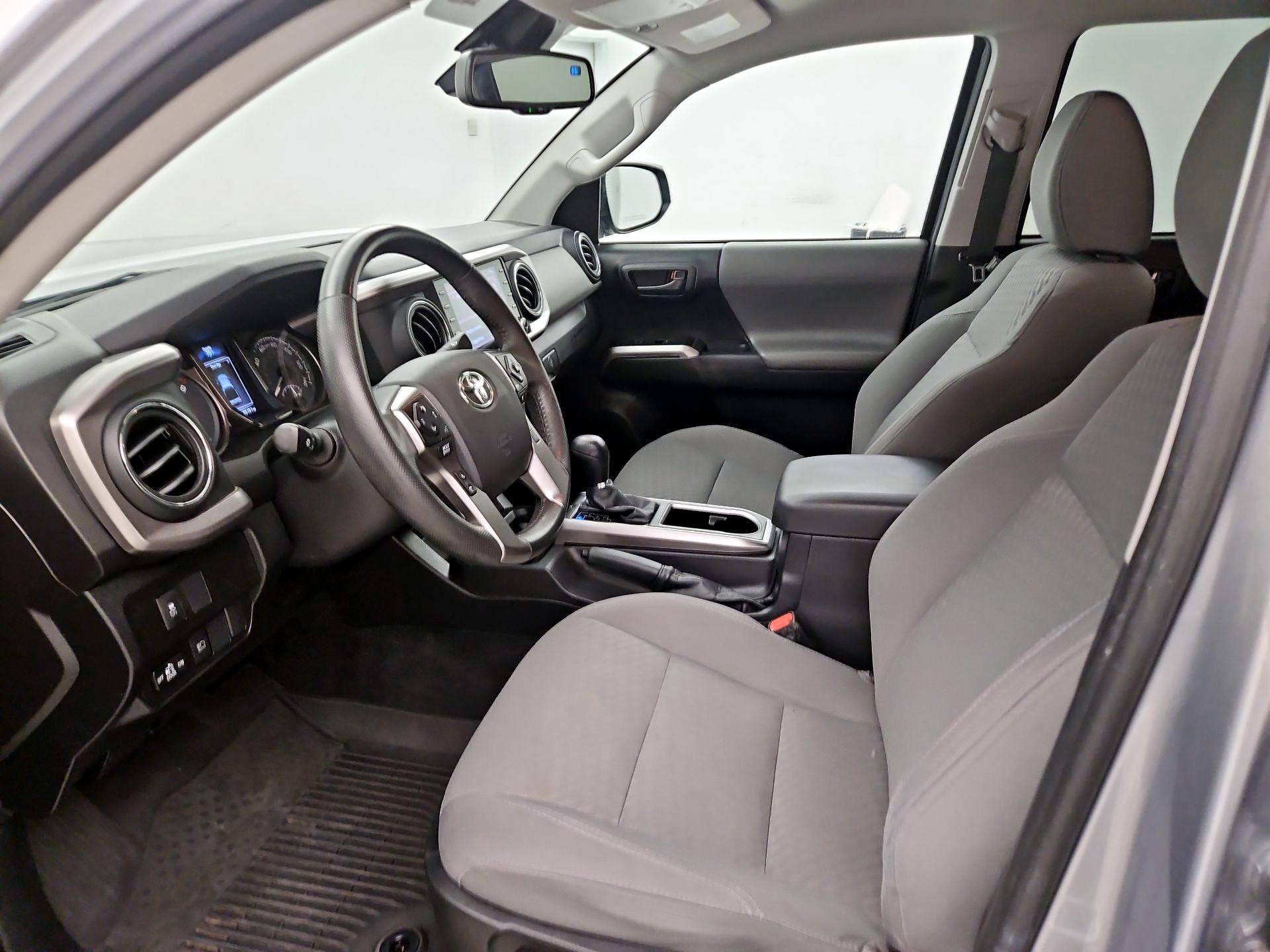 Thumbnail: 2021 Toyota Tacoma - 11