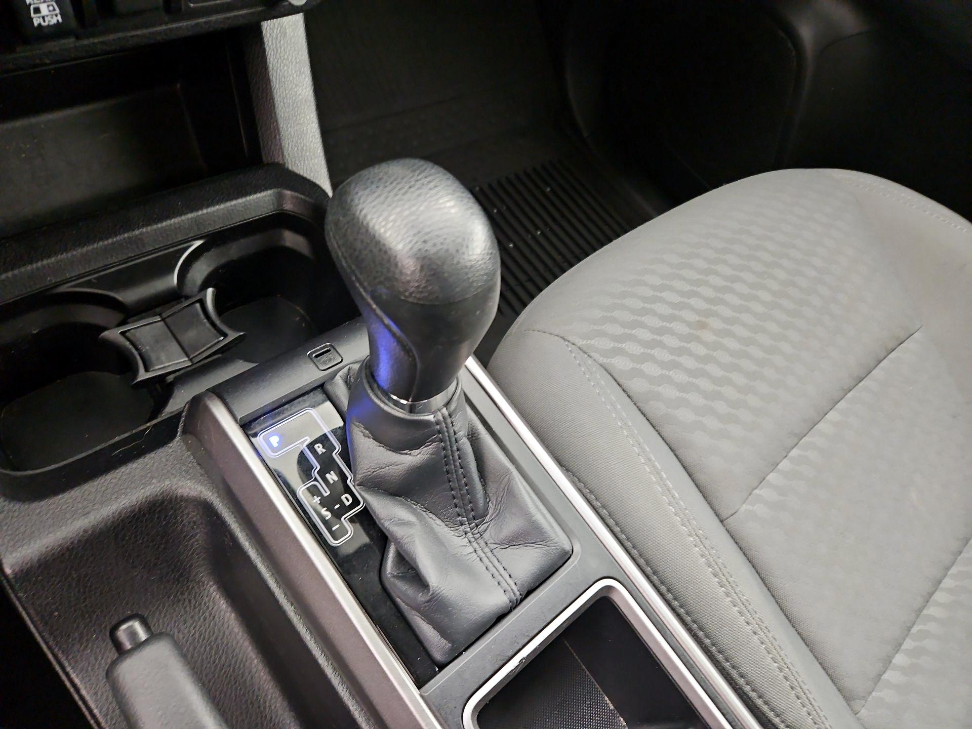 Thumbnail: 2021 Toyota Tacoma - 17