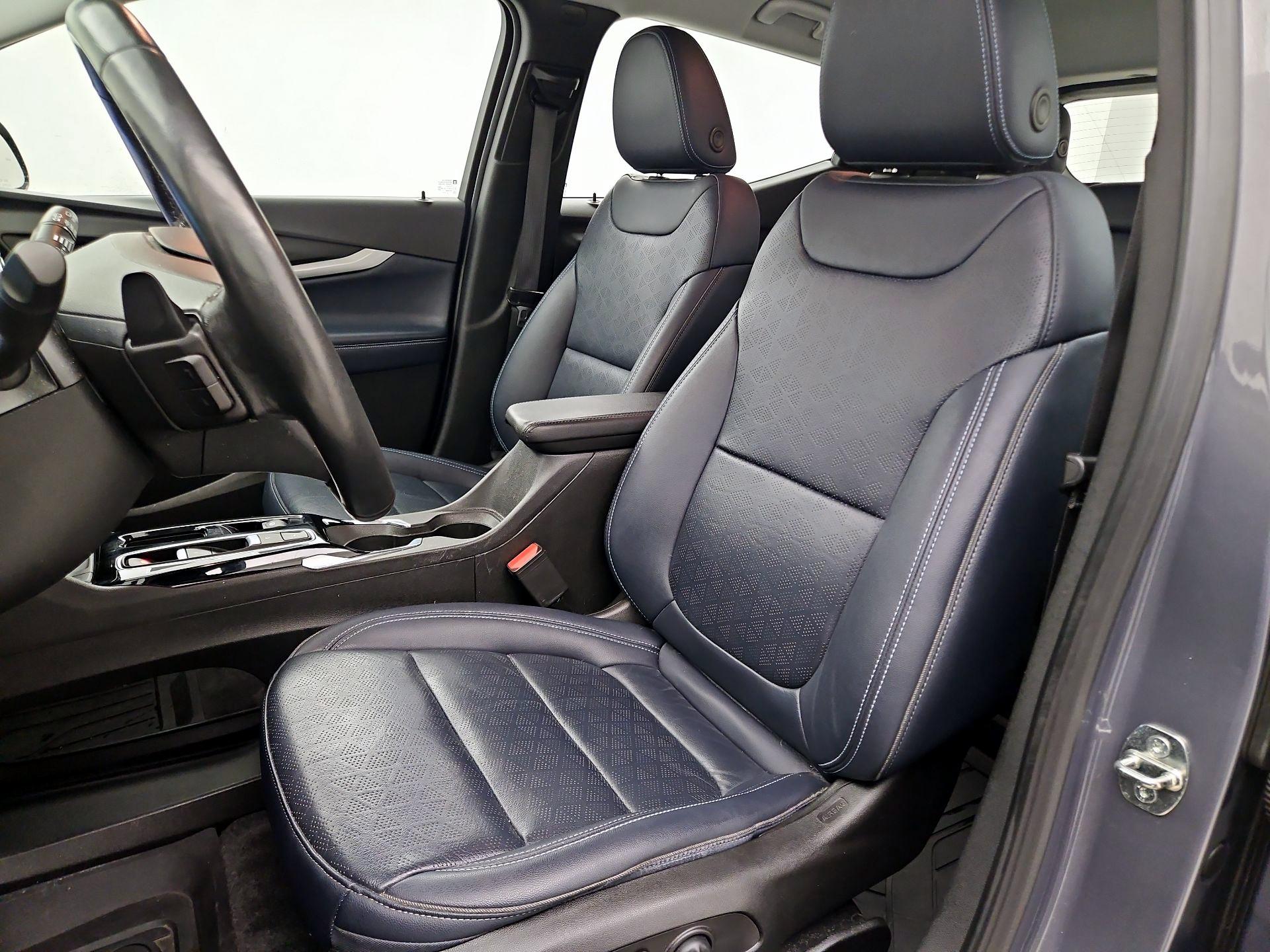 Thumbnail: 2022 Chevrolet Bolt EUV - 11