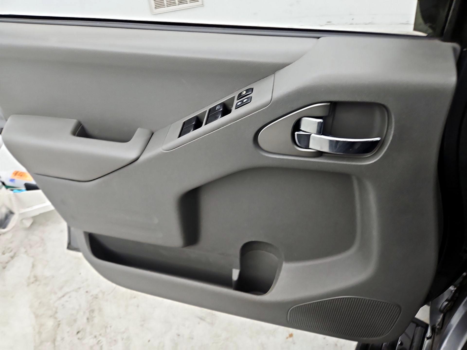 Thumbnail: 2019 Nissan Frontier - 12