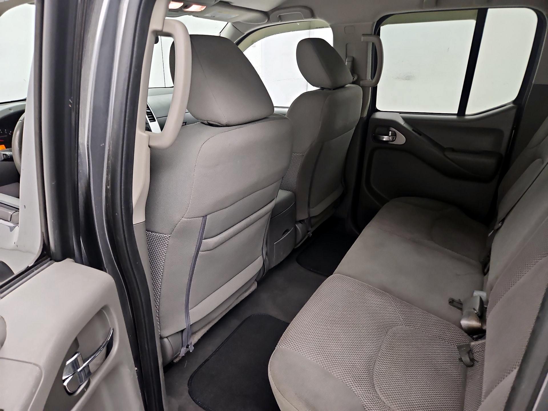 Thumbnail: 2019 Nissan Frontier - 18