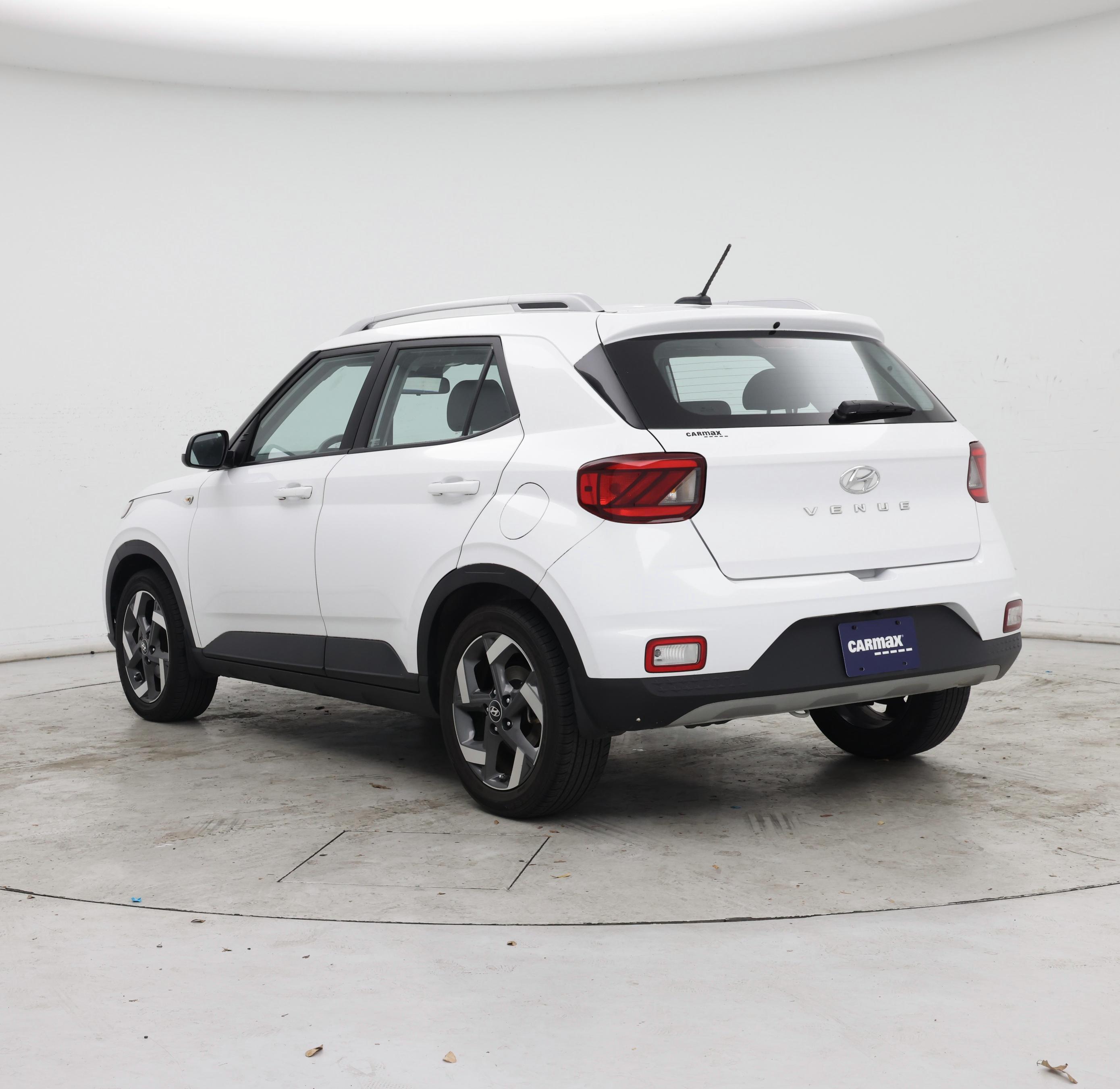 Thumbnail: 2023 Hyundai Venue - 2