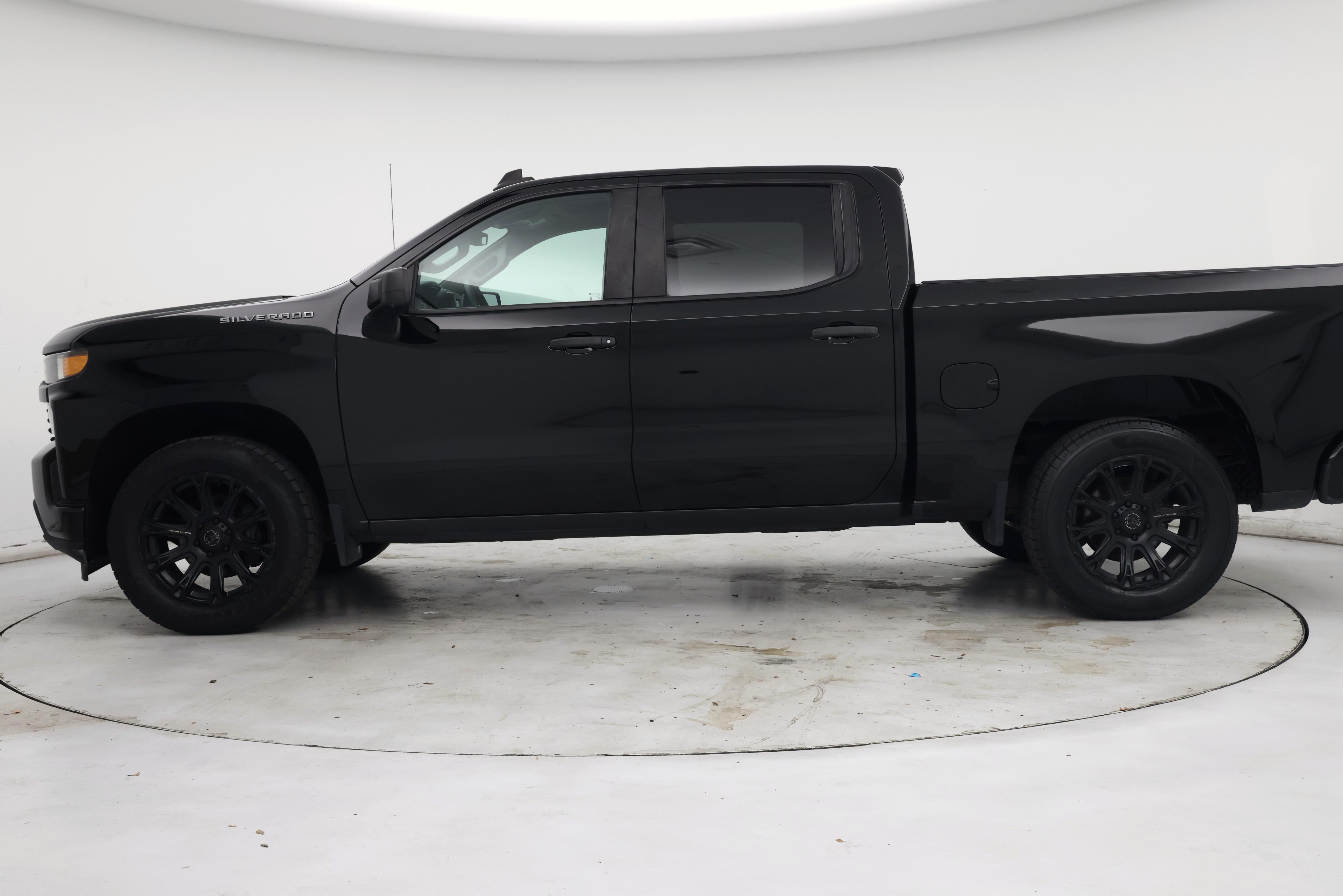 Thumbnail: 2020 Chevrolet Silverado 1500 - 3