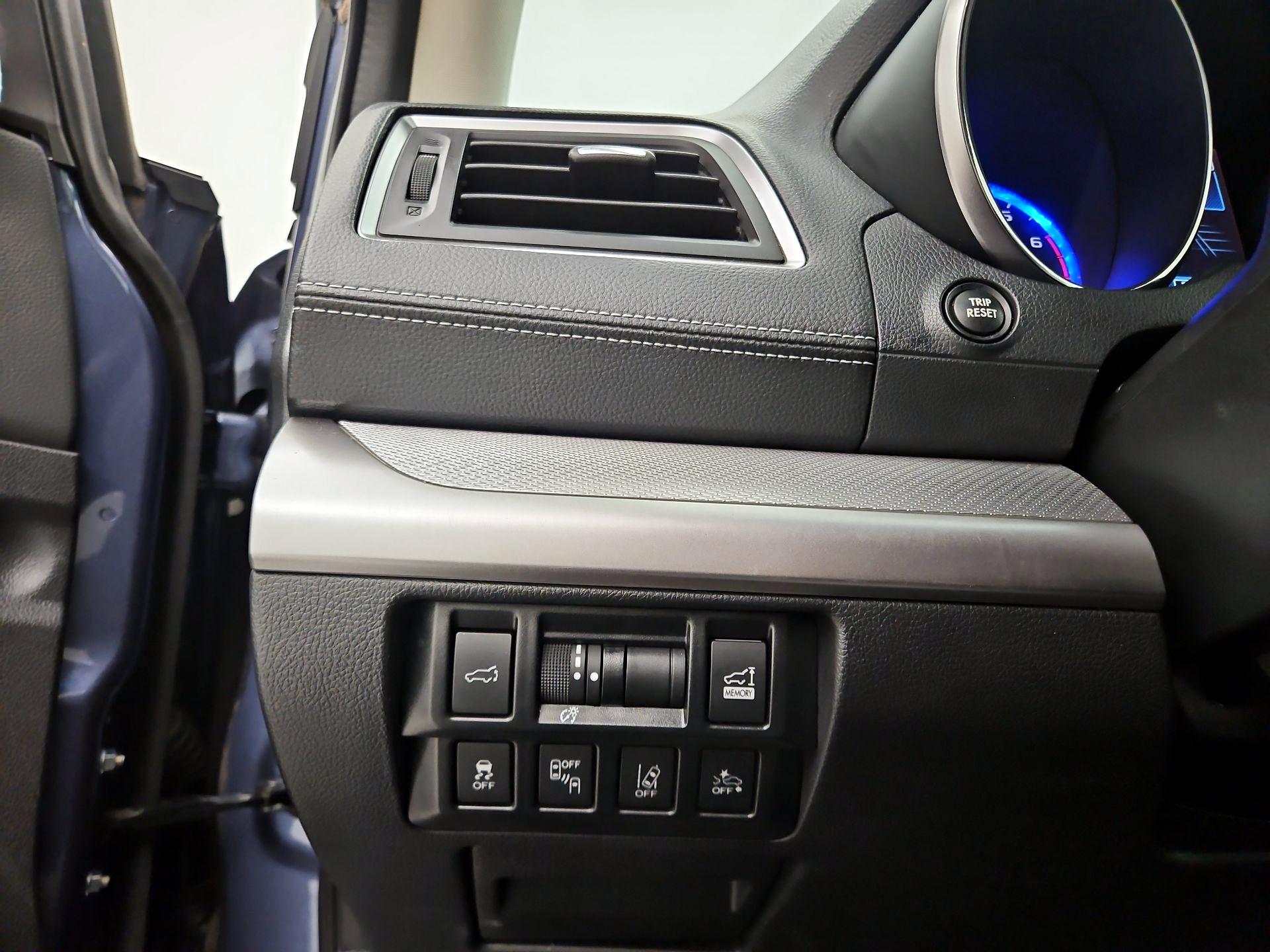 Thumbnail: 2018 Subaru Outback - 13