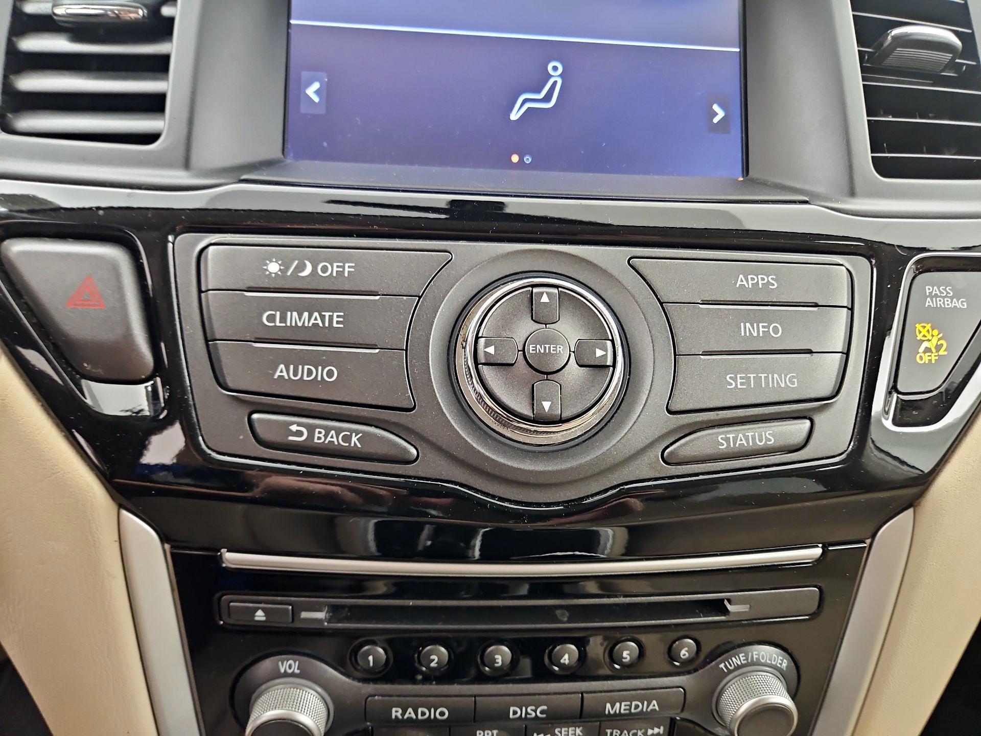 Thumbnail: 2017 Nissan Pathfinder - 16