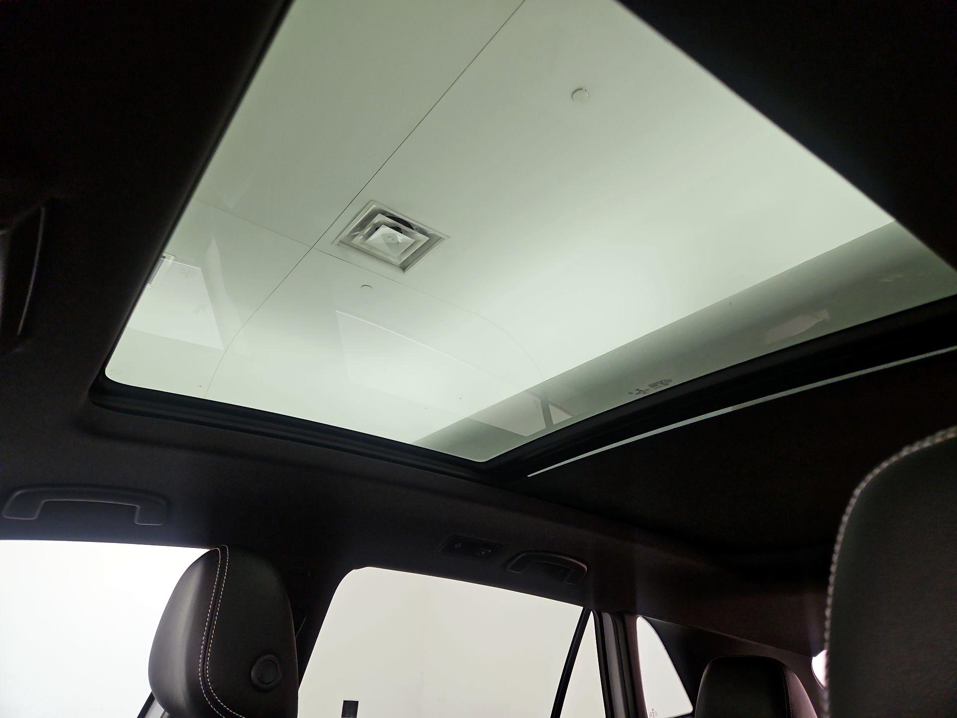 Thumbnail: 2021 Volkswagen Atlas - 18