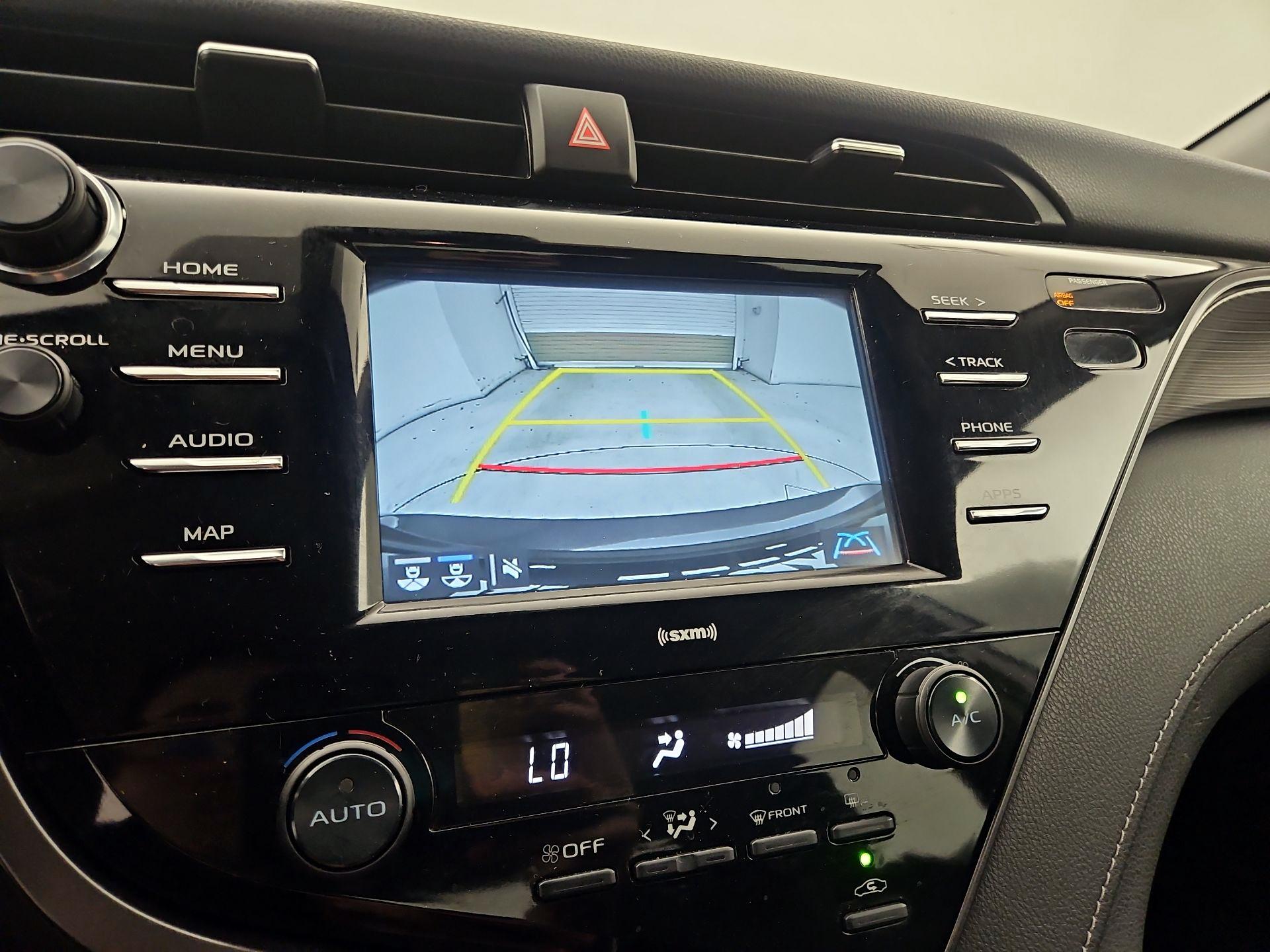 Thumbnail: 2020 Toyota Camry - 14