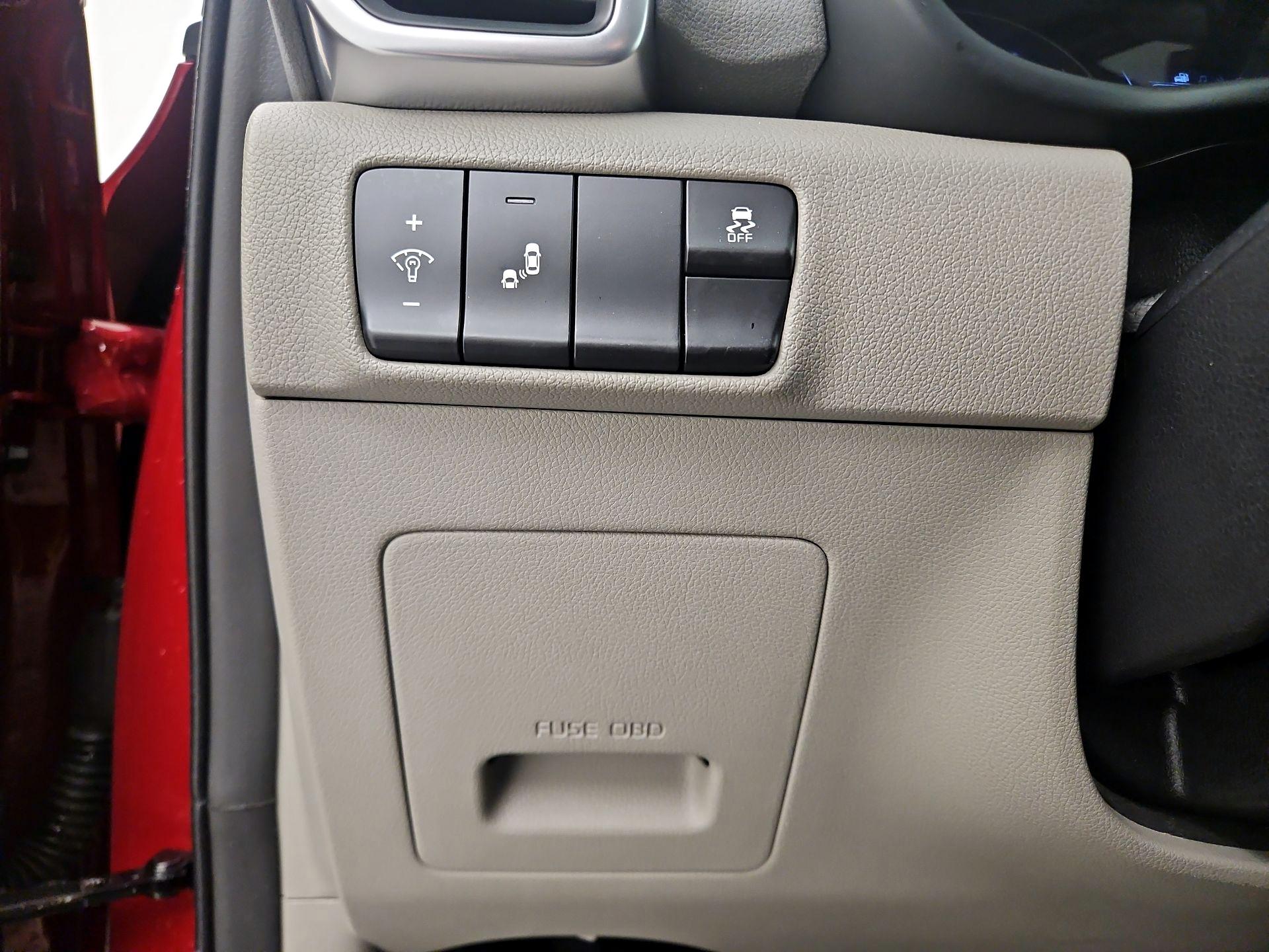 Thumbnail: 2019 Kia Sportage - 13