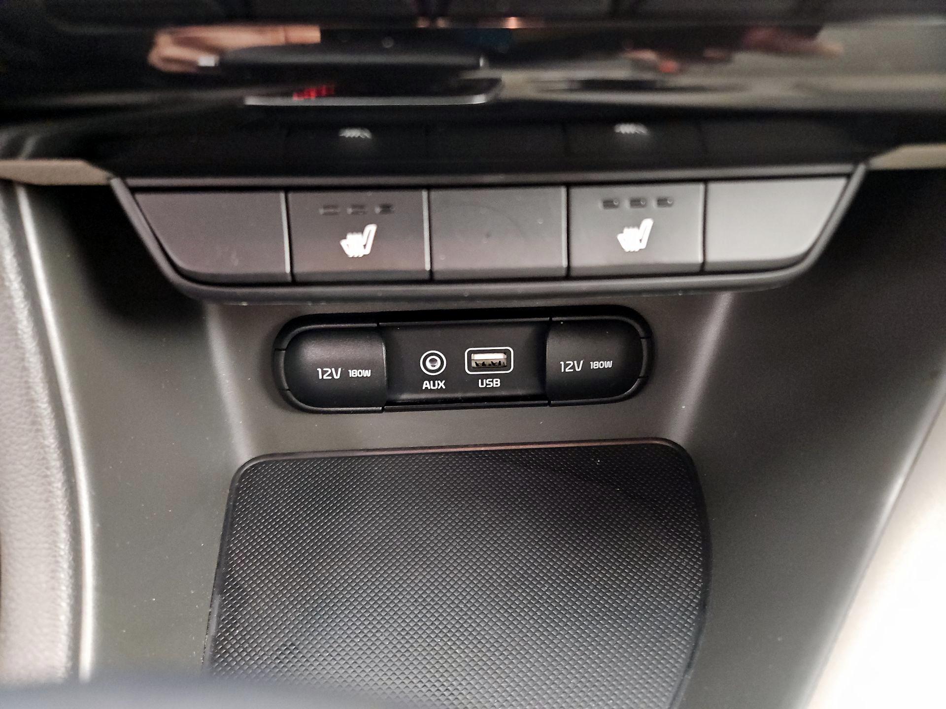 Thumbnail: 2019 Kia Sportage - 18