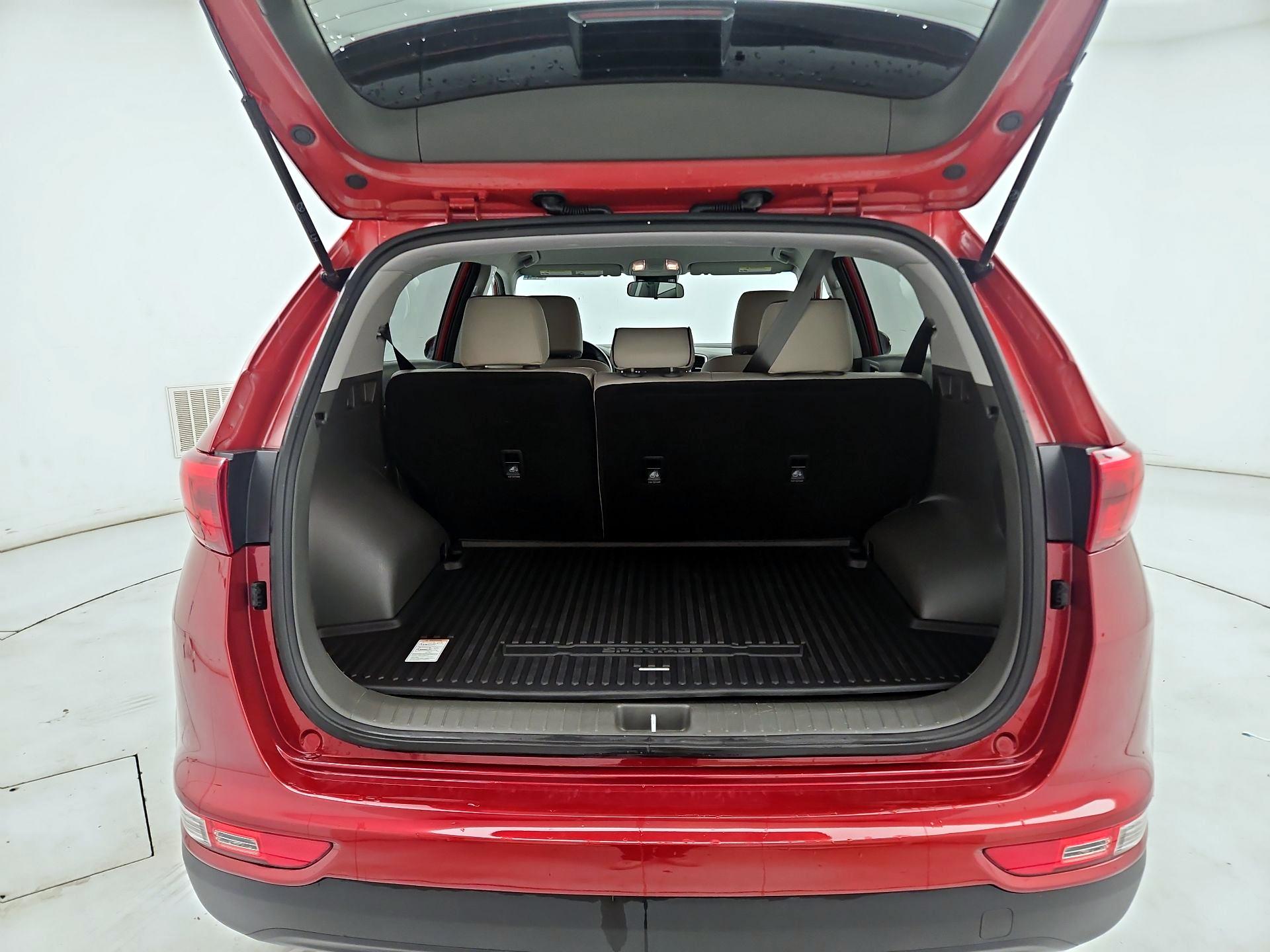 Thumbnail: 2019 Kia Sportage - 20