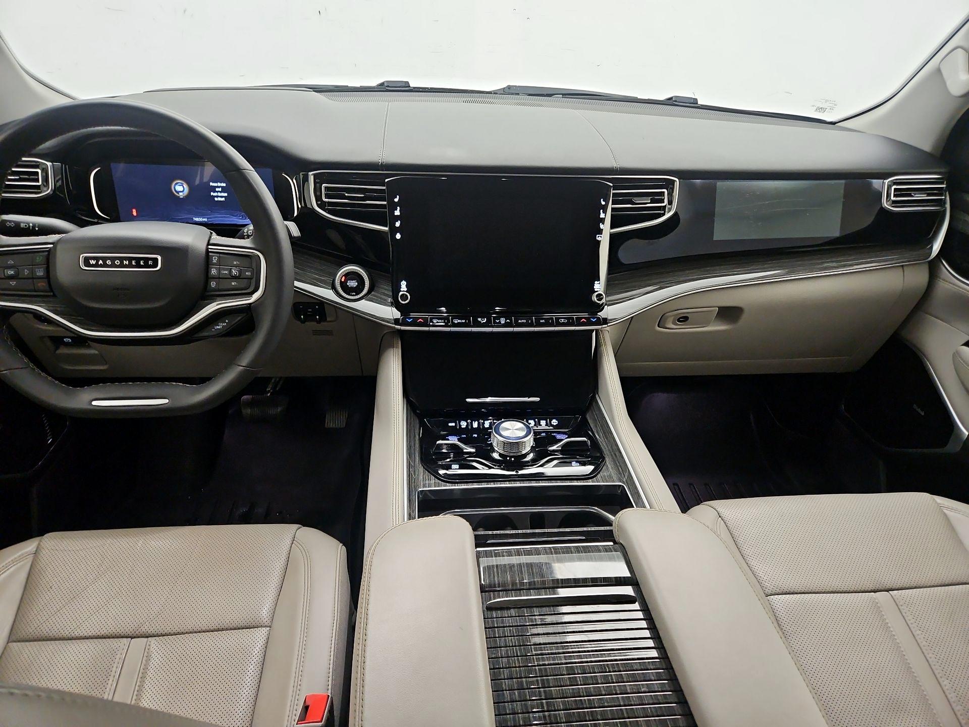 Thumbnail: 2022 Jeep Wagoneer - 9