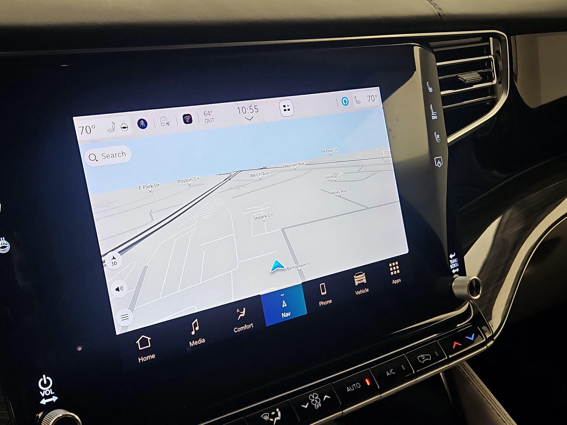 Thumbnail: 2022 Jeep Wagoneer - 14