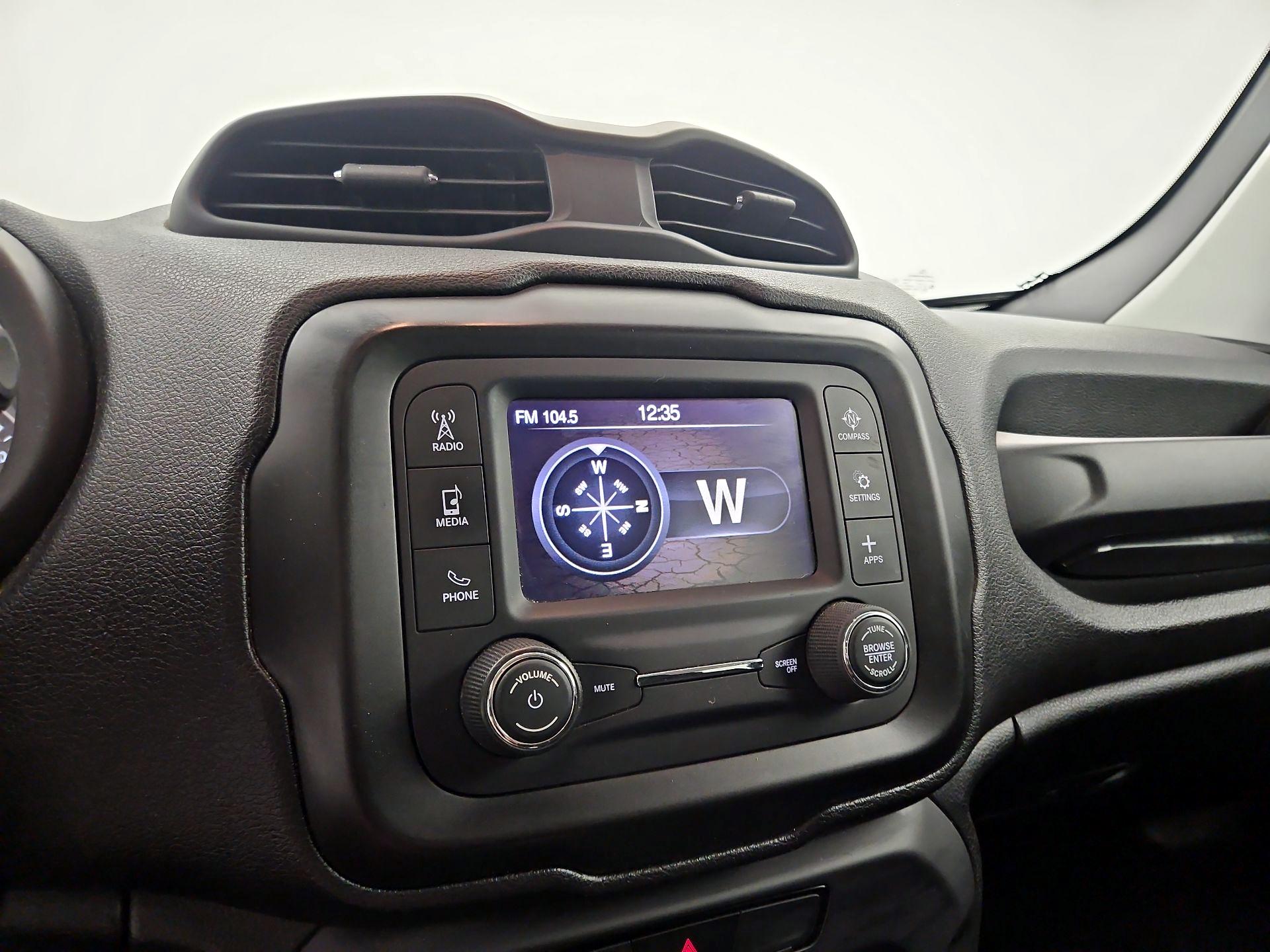 Thumbnail: 2020 Jeep Renegade - 14