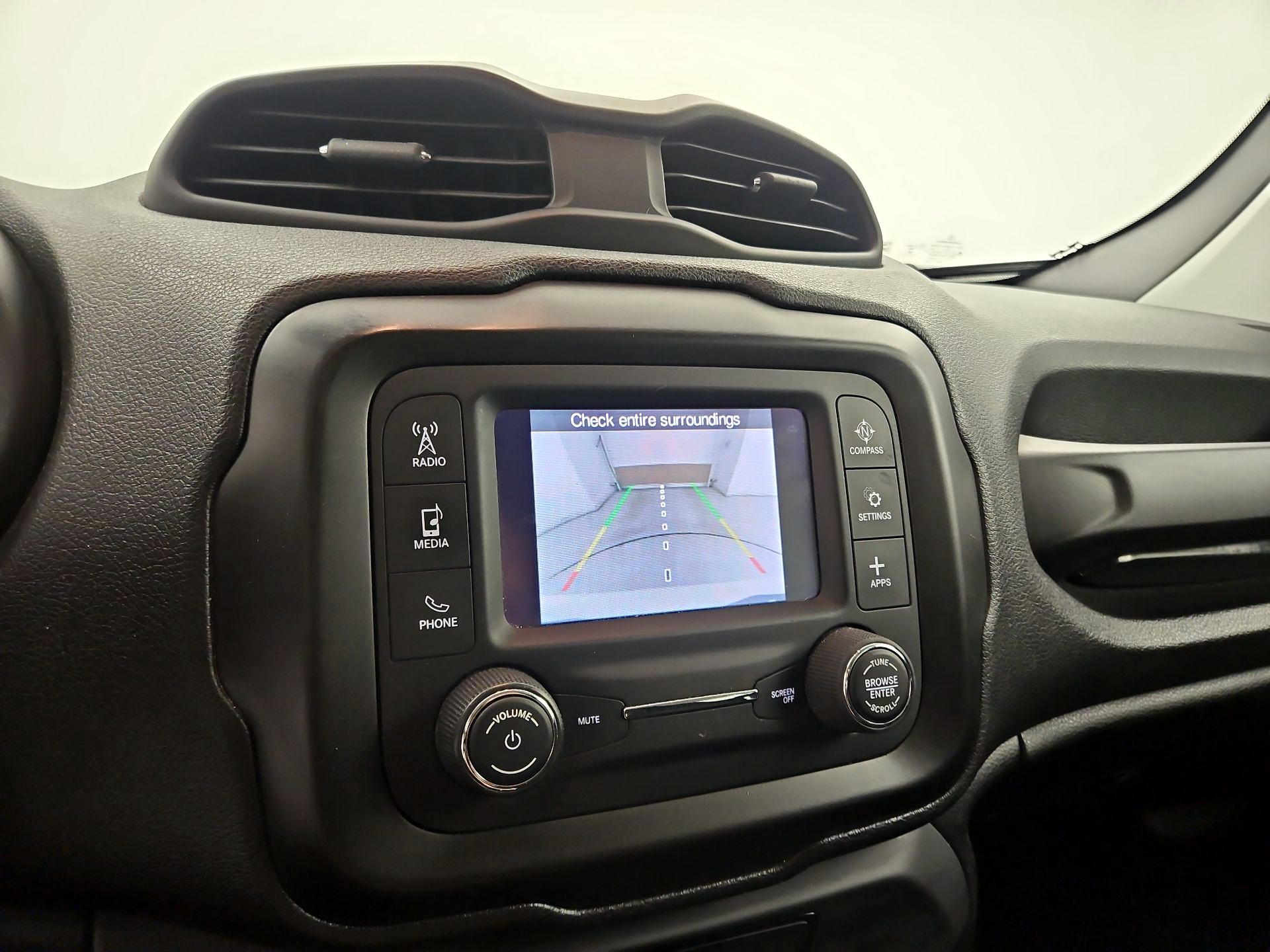 Thumbnail: 2020 Jeep Renegade - 15