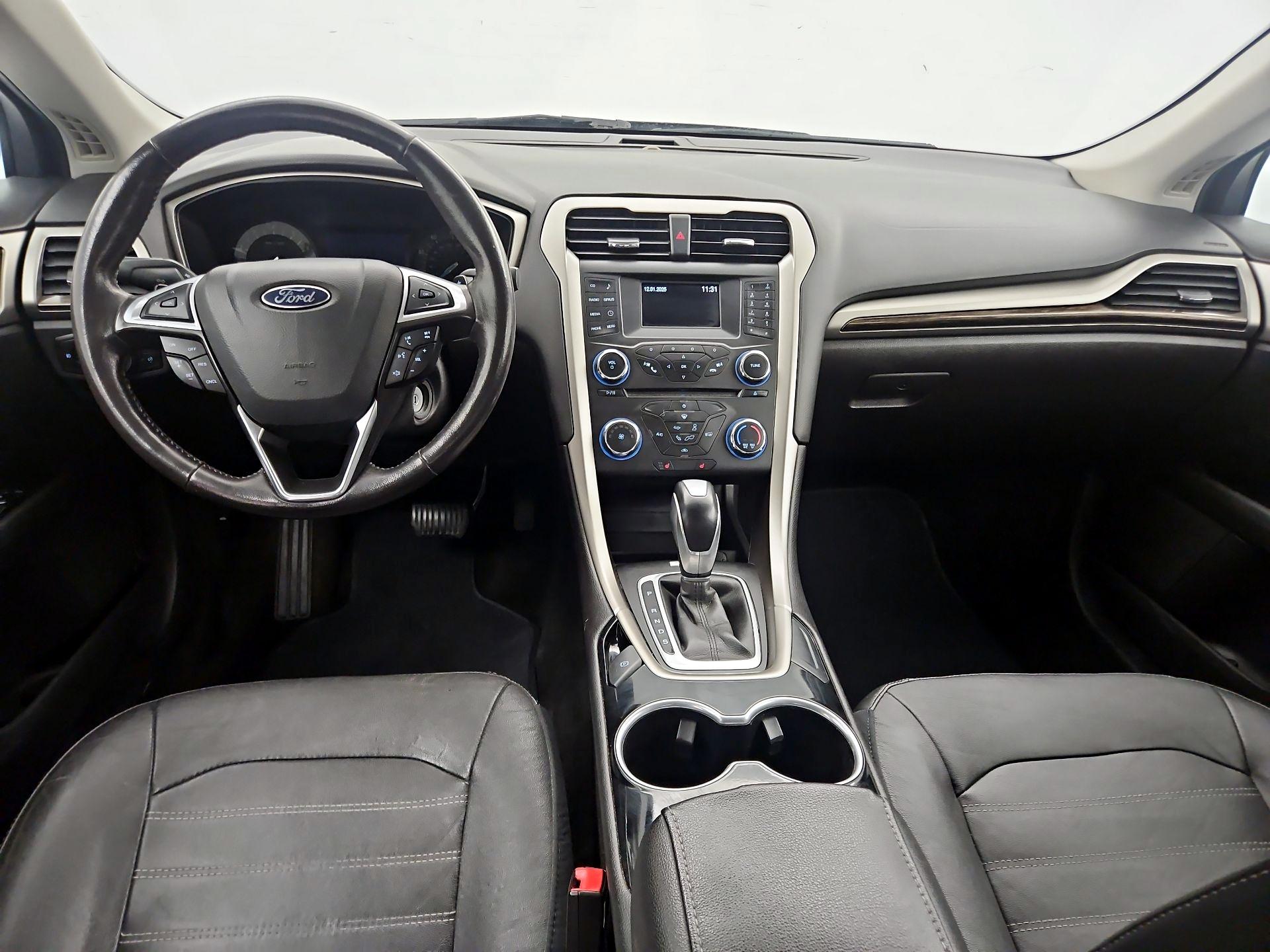 Thumbnail: 2015 Ford Fusion - 9