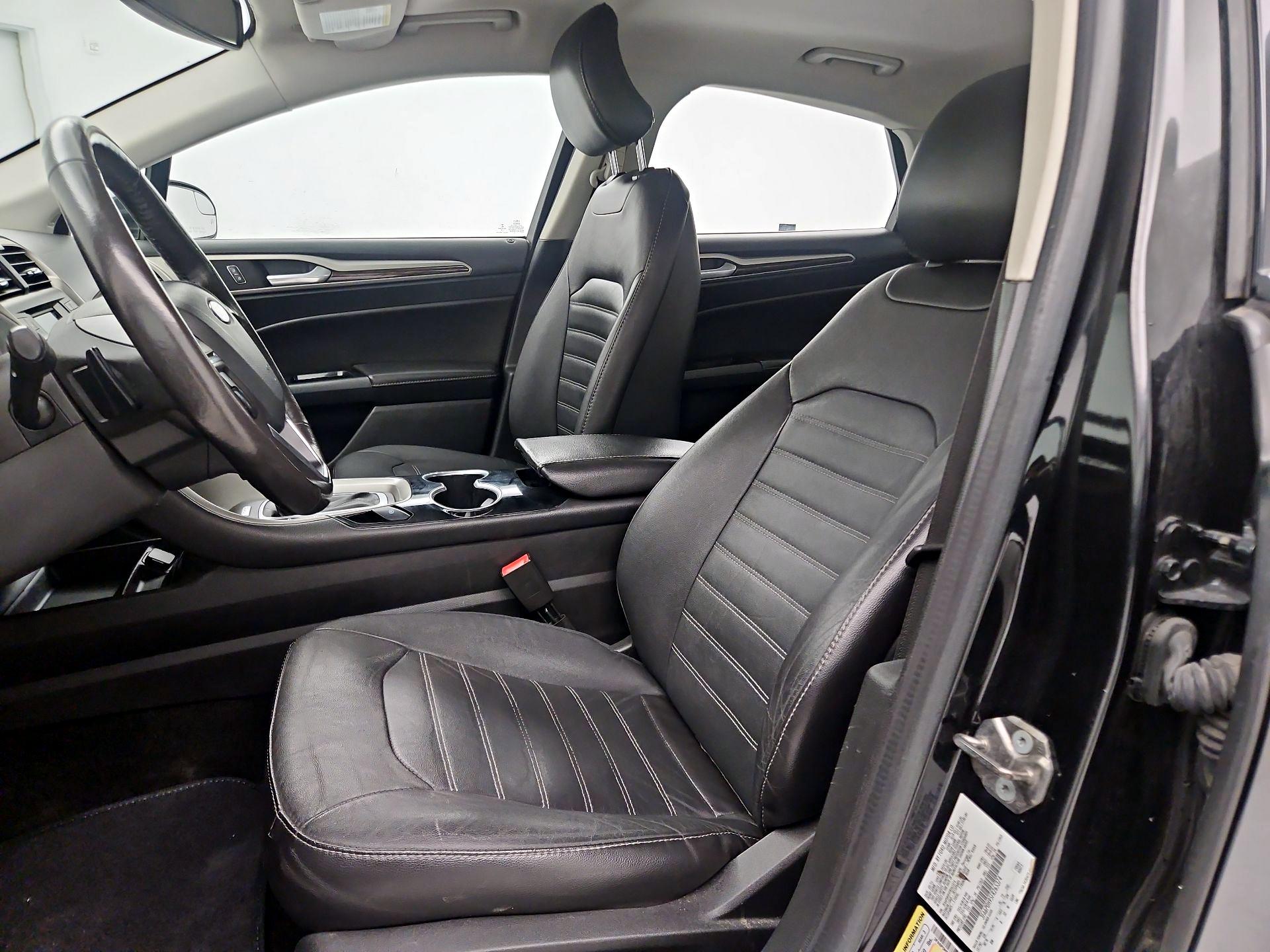 Thumbnail: 2015 Ford Fusion - 11