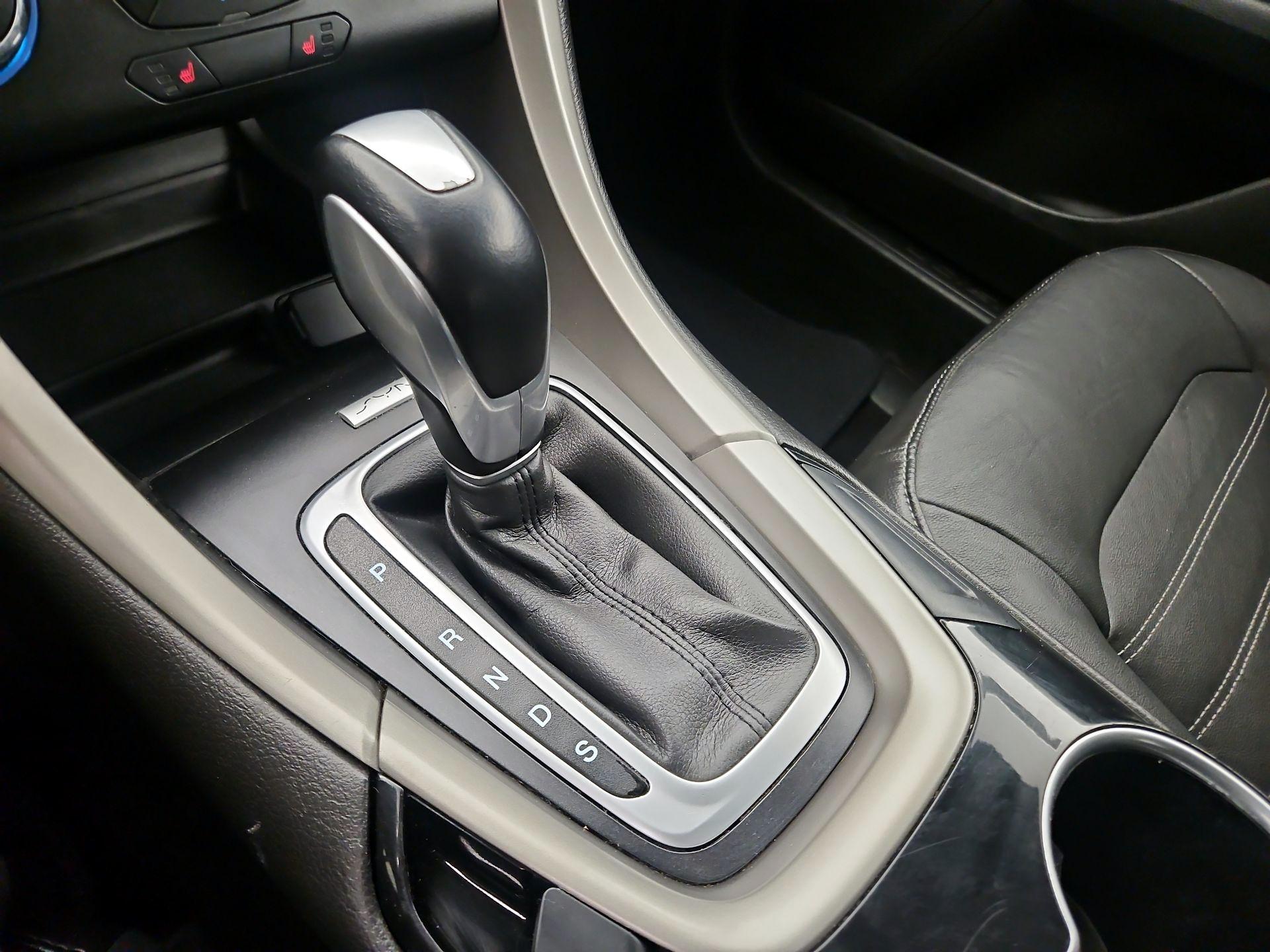 Thumbnail: 2015 Ford Fusion - 17