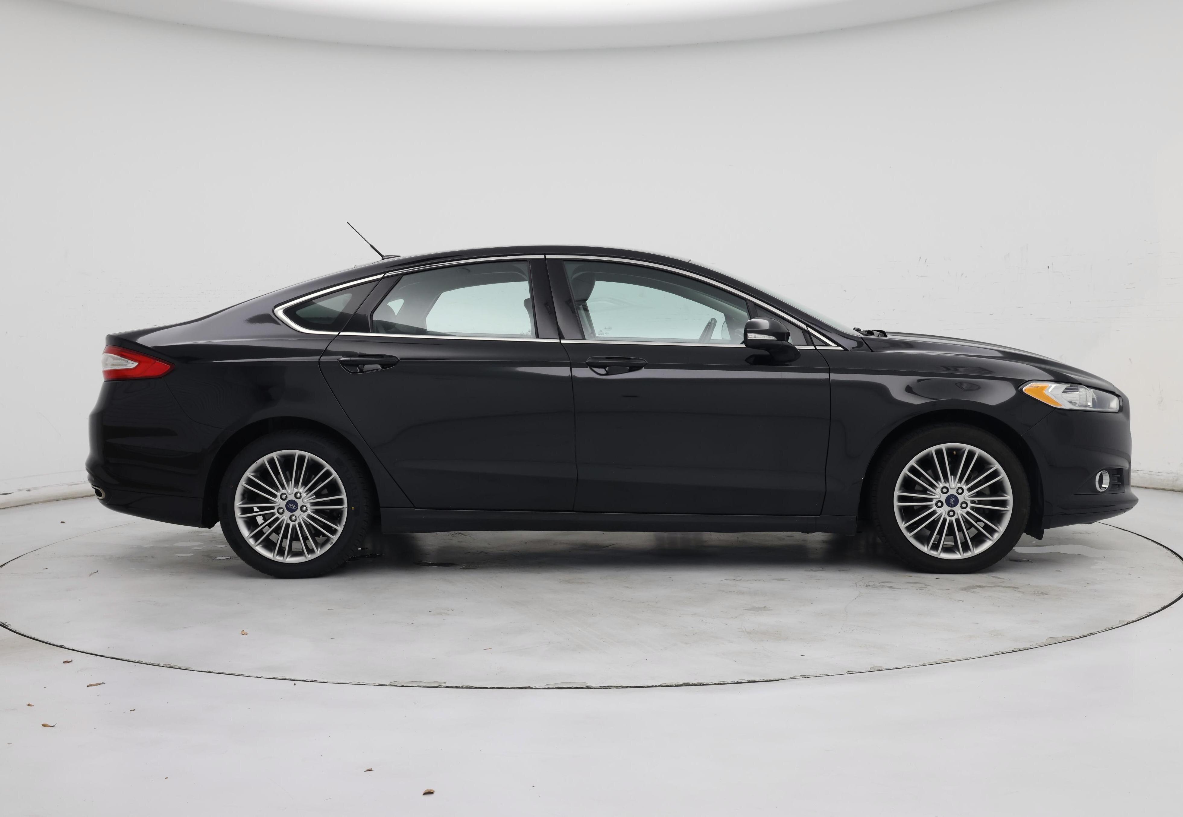 Thumbnail: 2015 Ford Fusion - 7