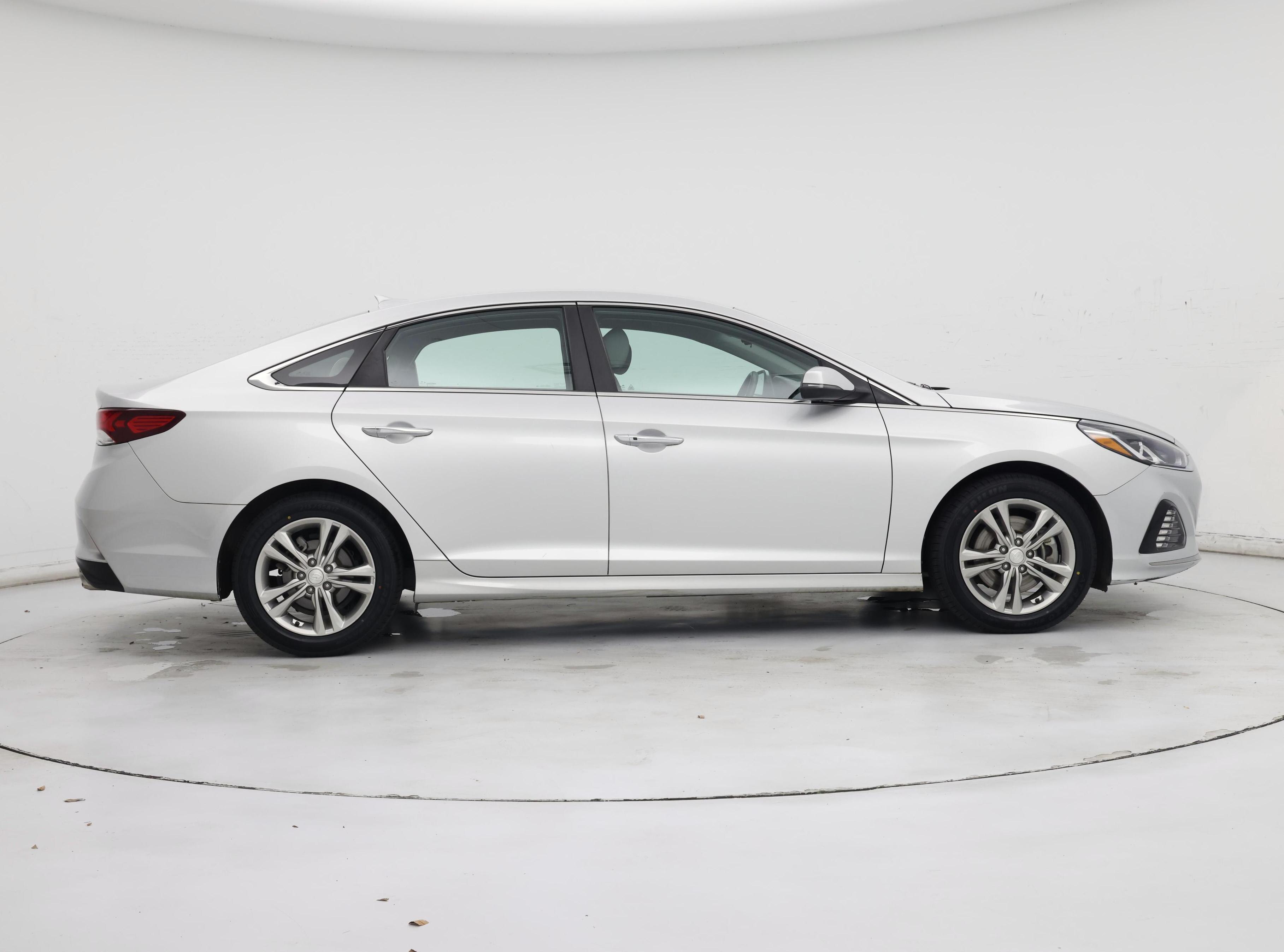 Thumbnail: 2018 Hyundai Sonata - 7