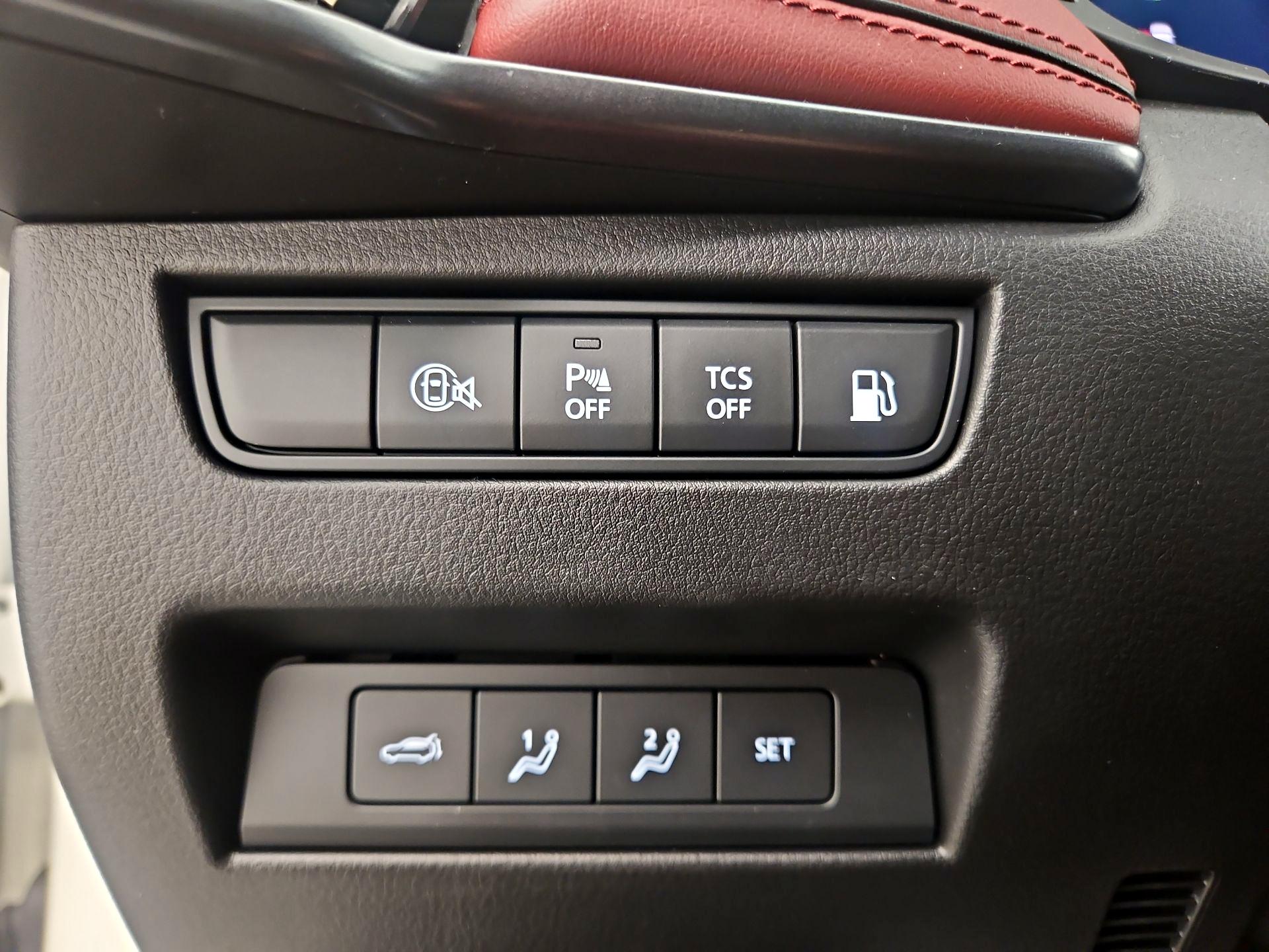 Thumbnail: 2025 Mazda CX-70 - 11