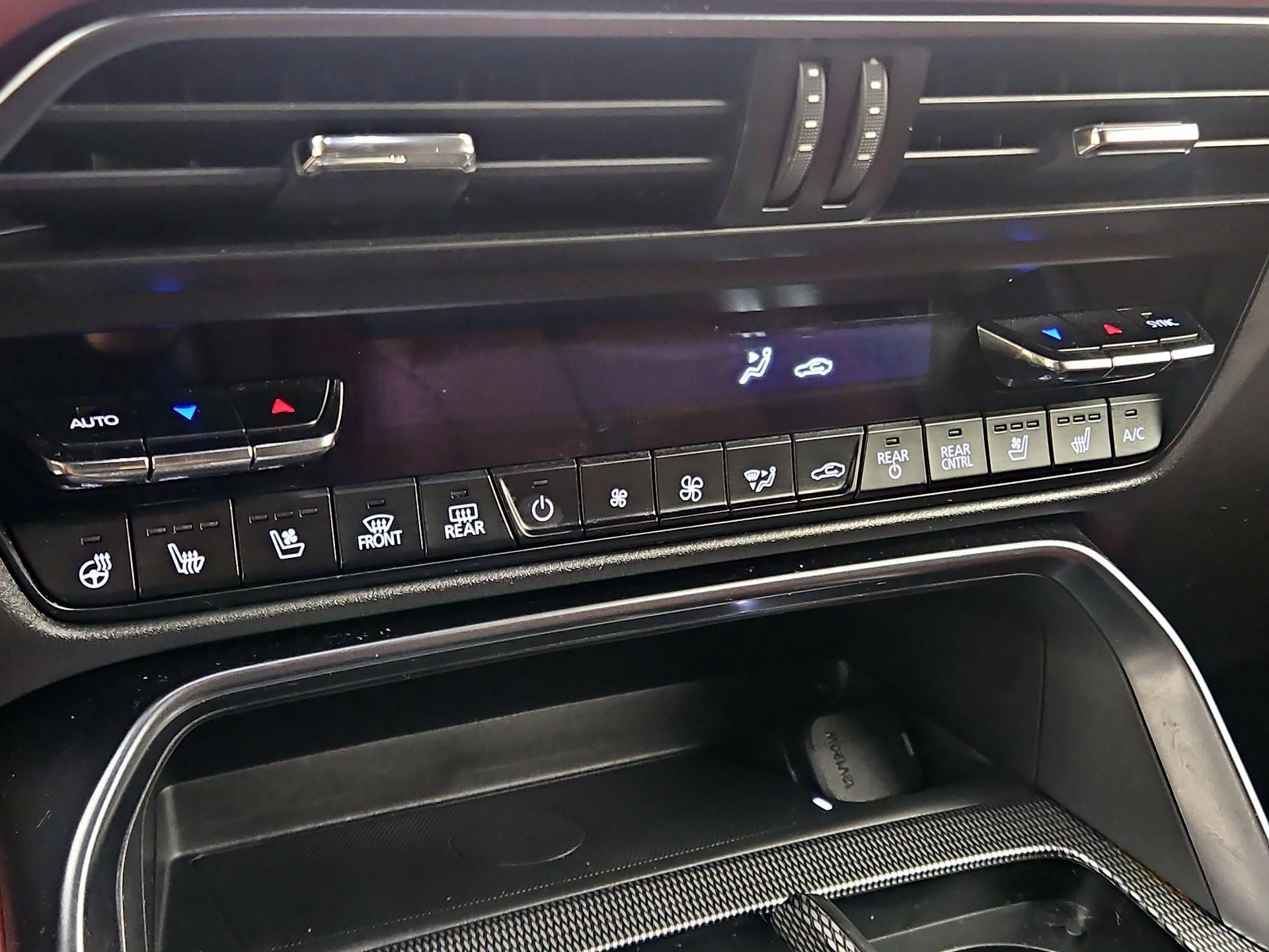 Thumbnail: 2025 Mazda CX-70 - 15