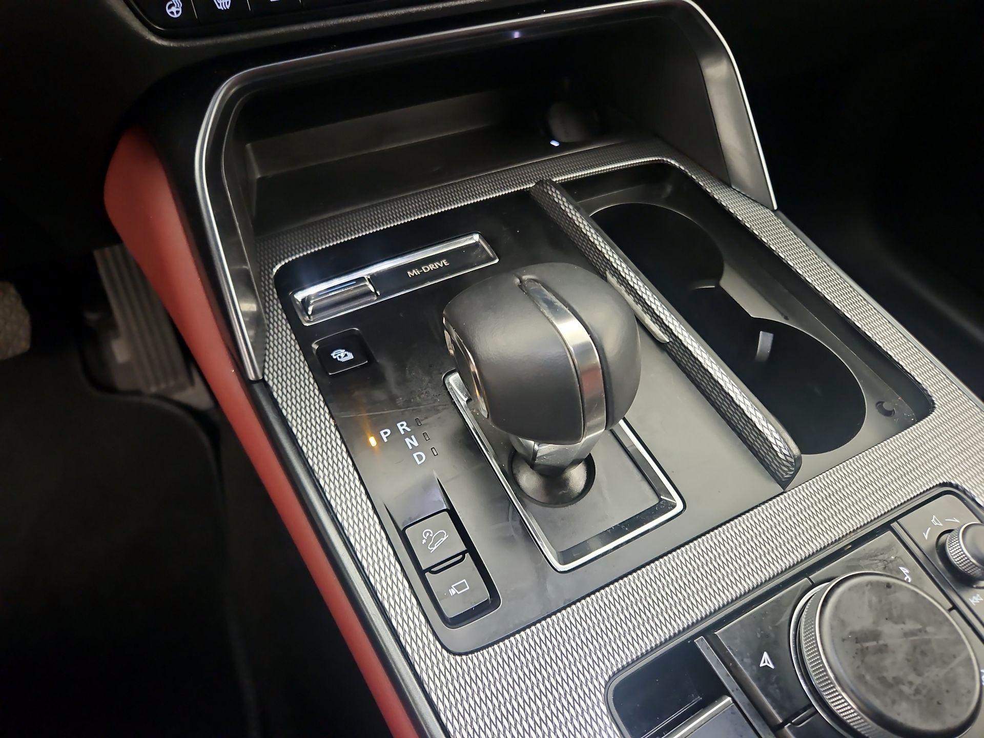 Thumbnail: 2025 Mazda CX-70 - 16