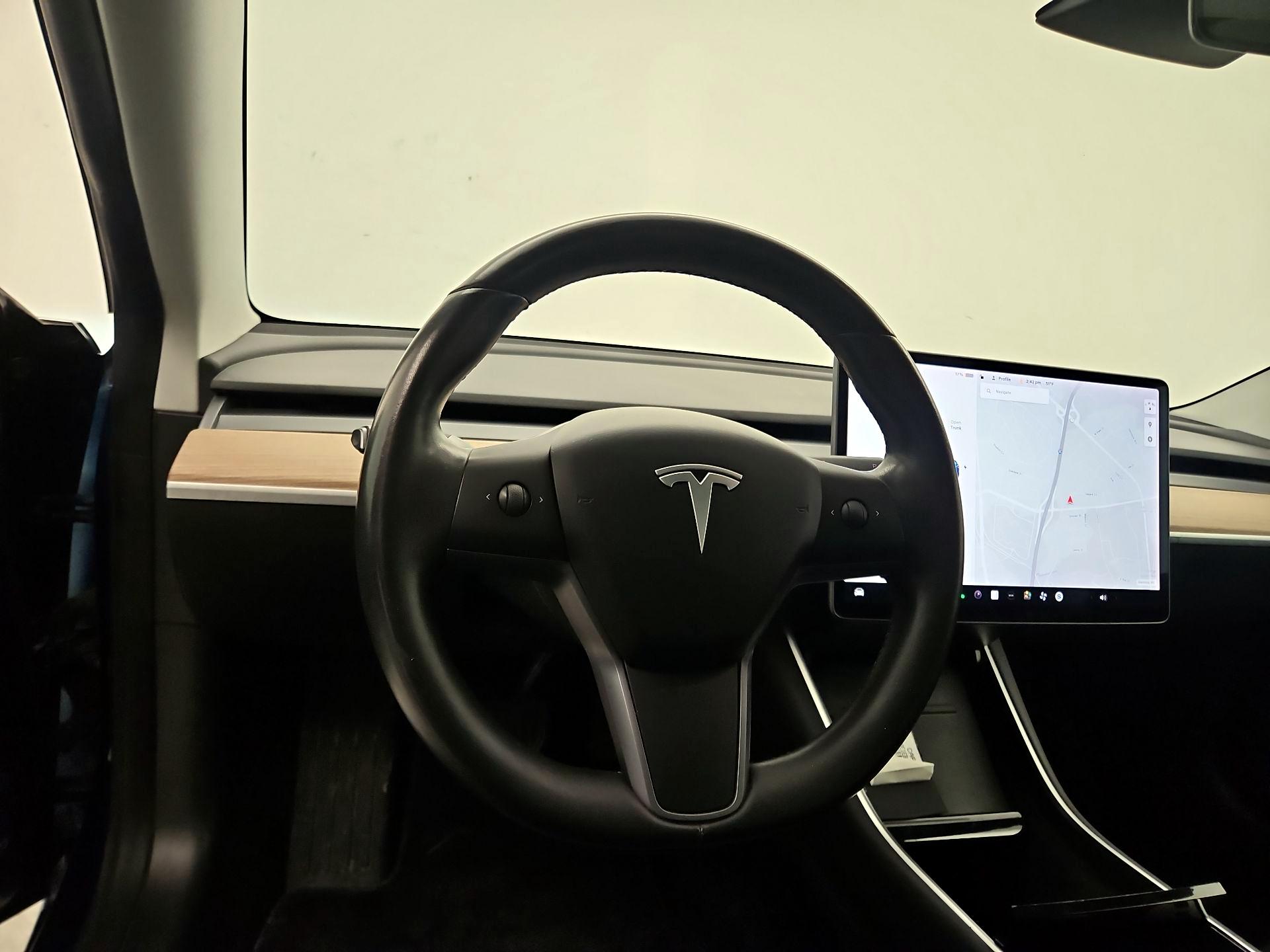 Thumbnail: 2019 Tesla Model 3 - 10