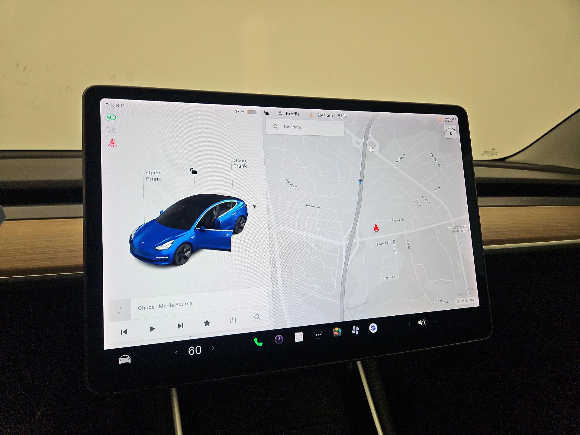 Thumbnail: 2019 Tesla Model 3 - 13