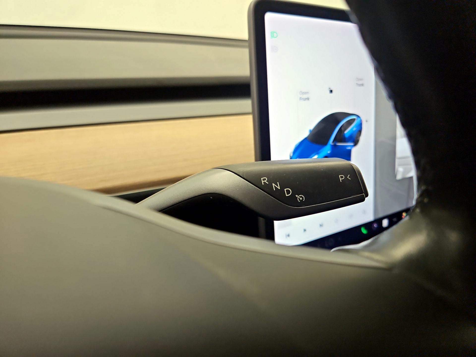 Thumbnail: 2019 Tesla Model 3 - 17