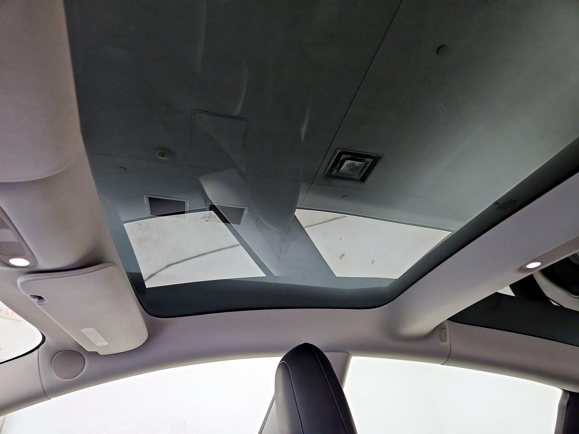 Thumbnail: 2019 Tesla Model 3 - 18