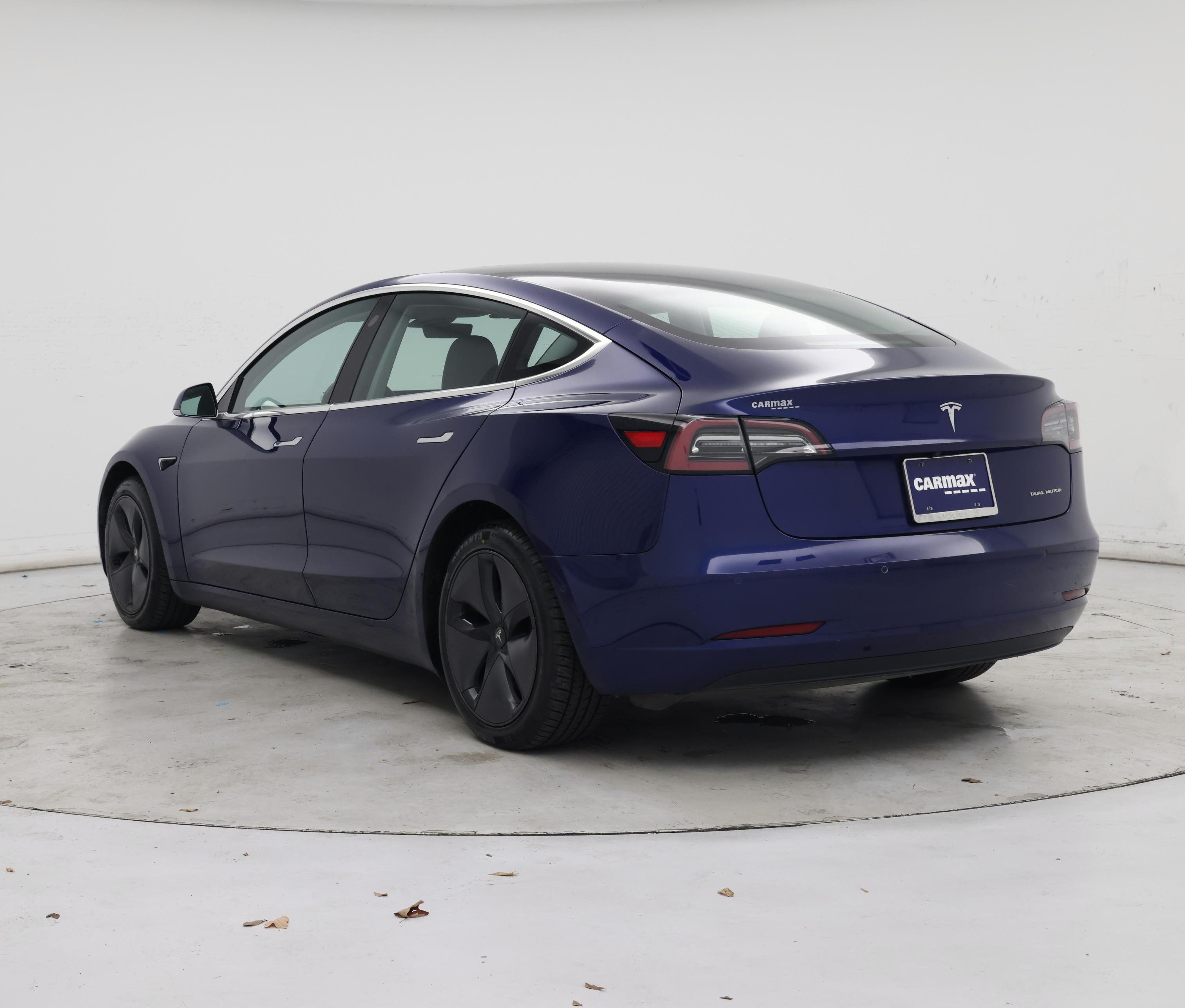 Thumbnail: 2019 Tesla Model 3 - 2