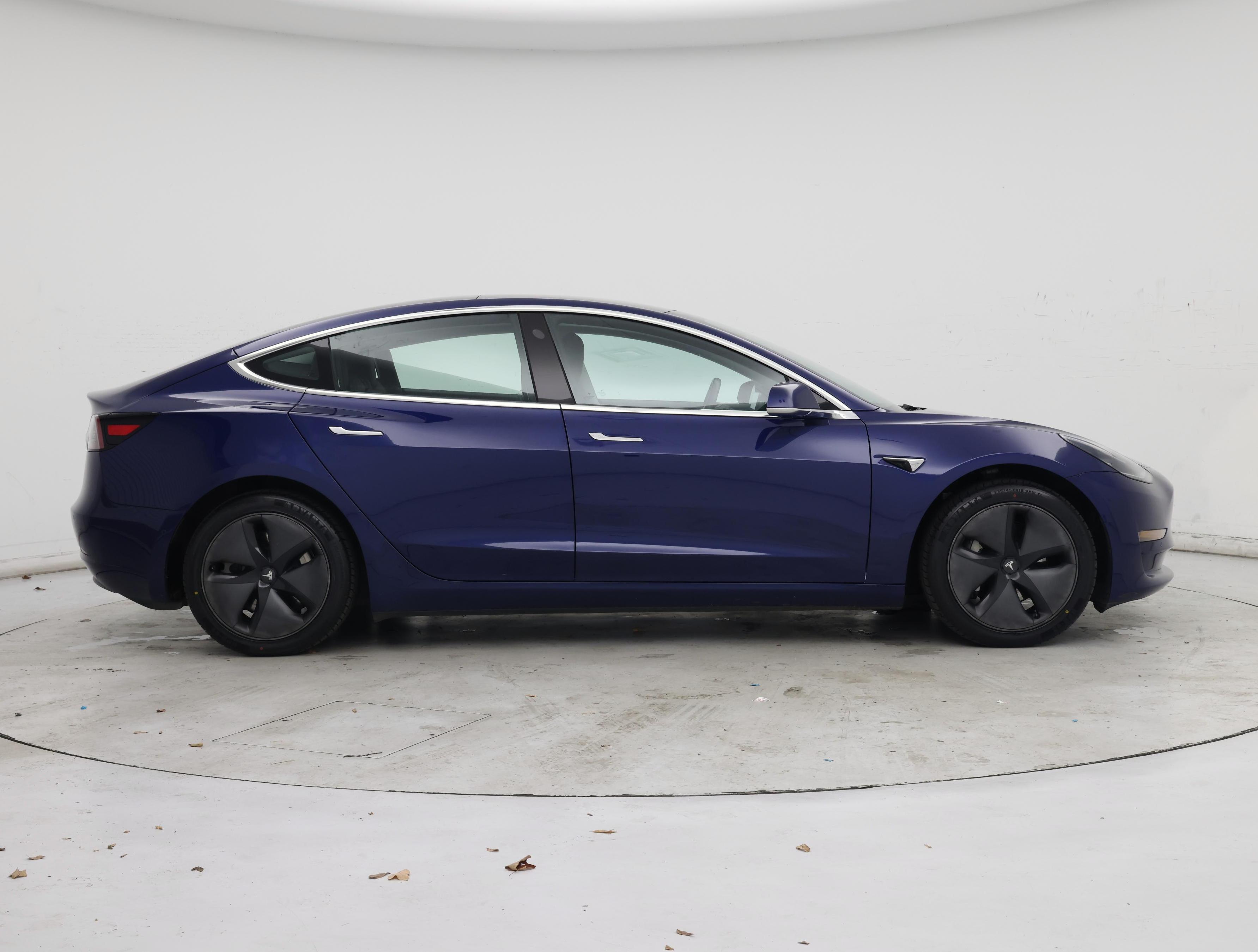 Thumbnail: 2019 Tesla Model 3 - 7