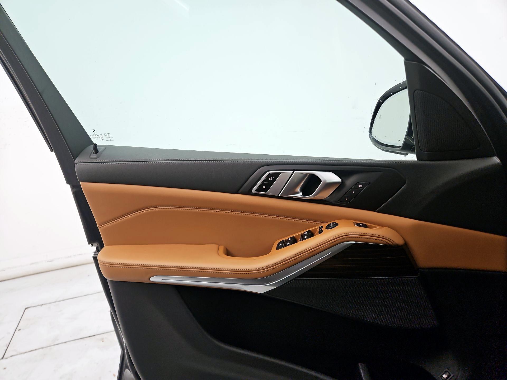 Thumbnail: 2023 BMW X5 - 12