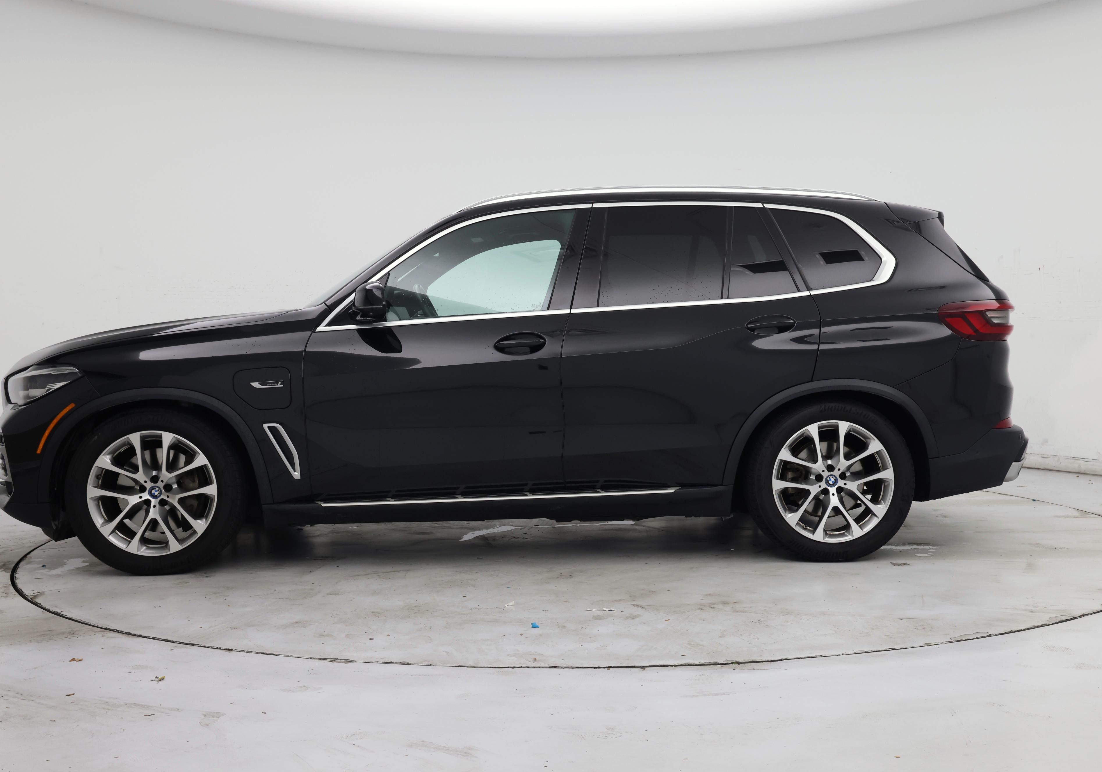 Thumbnail: 2023 BMW X5 - 3