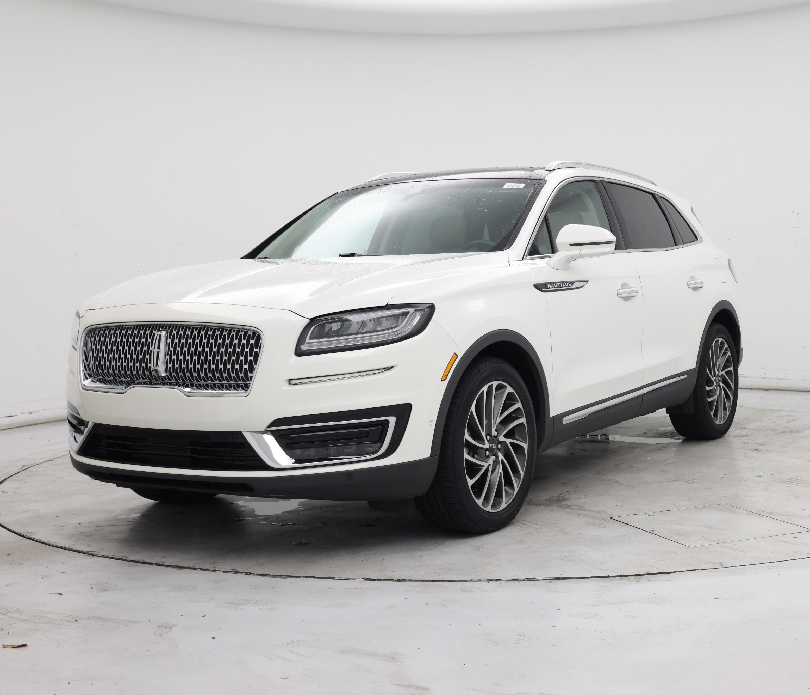 Thumbnail: 2020 Lincoln Nautilus - 4