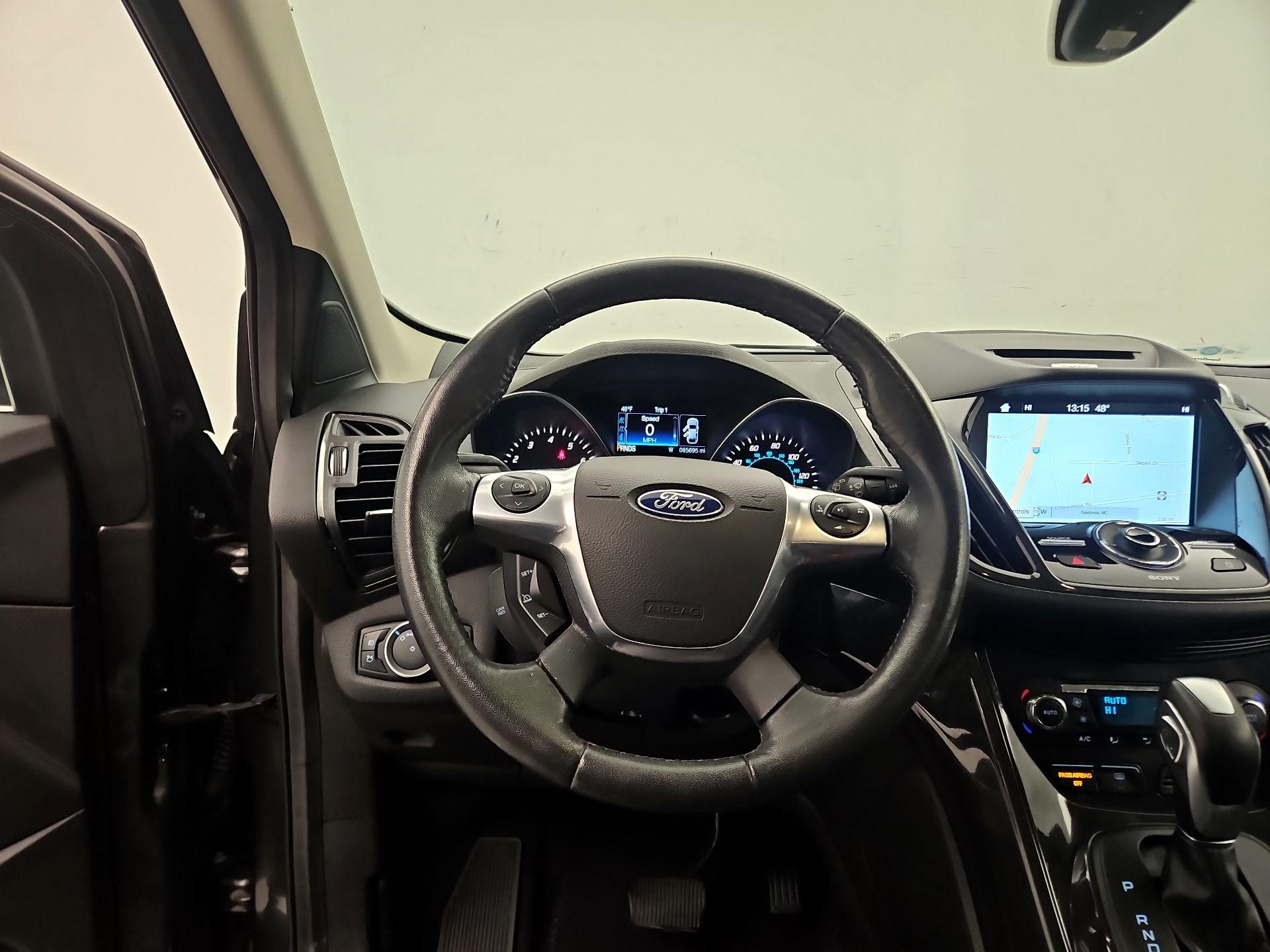 Thumbnail: 2016 Ford Escape - 10