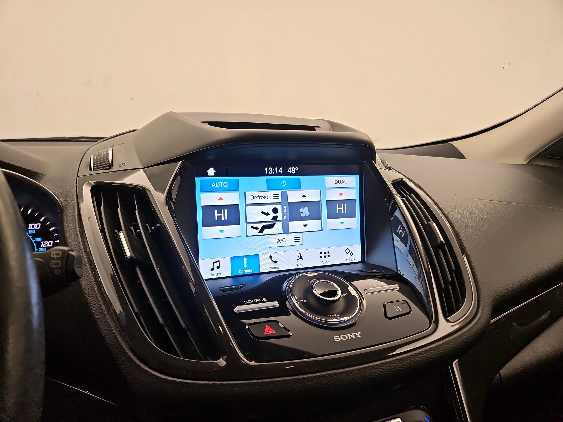 Thumbnail: 2016 Ford Escape - 17