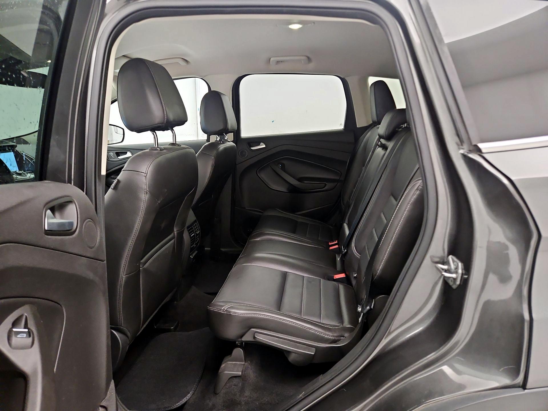 Thumbnail: 2016 Ford Escape - 19