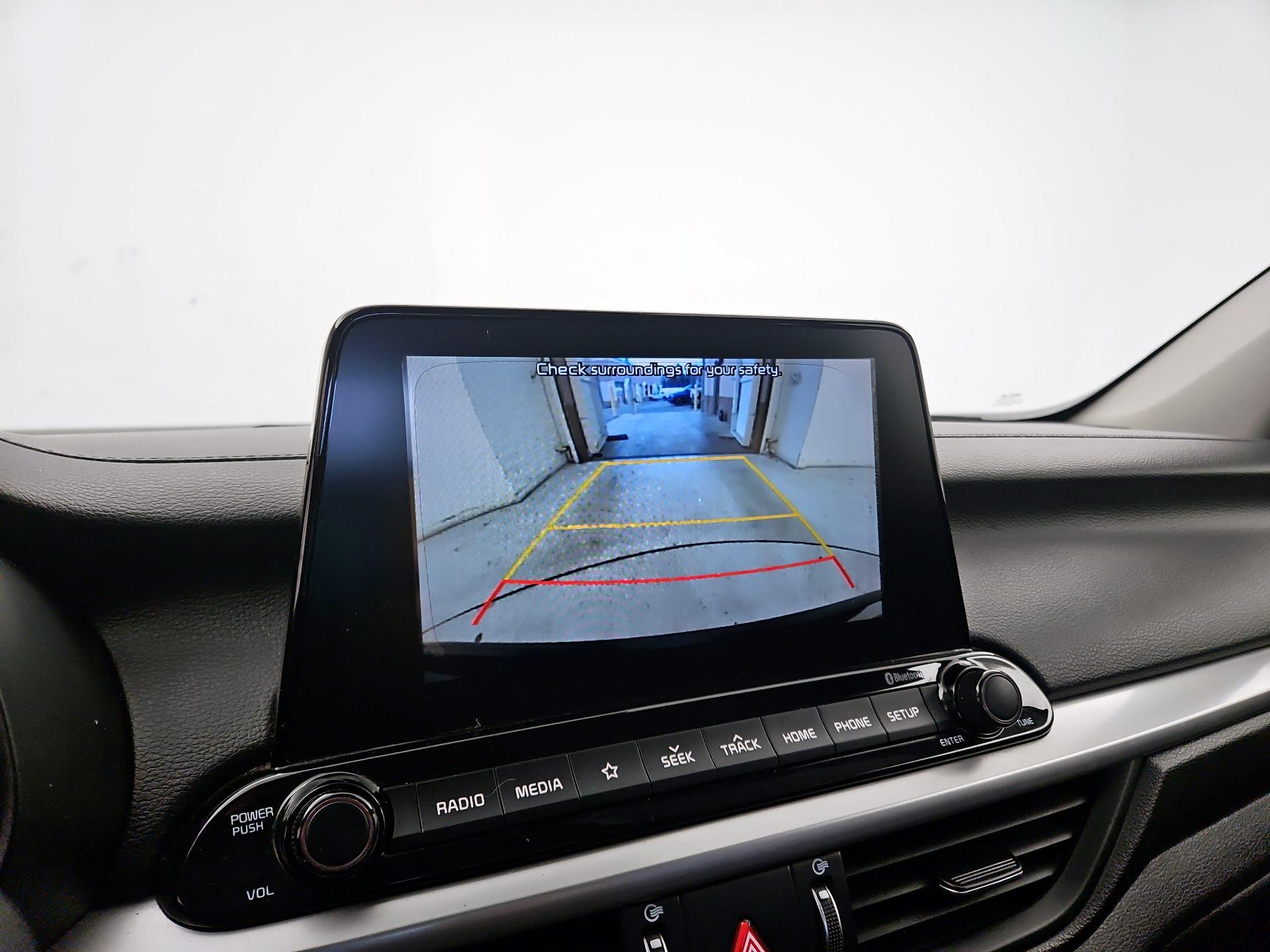 Thumbnail: 2020 Kia Forte - 14