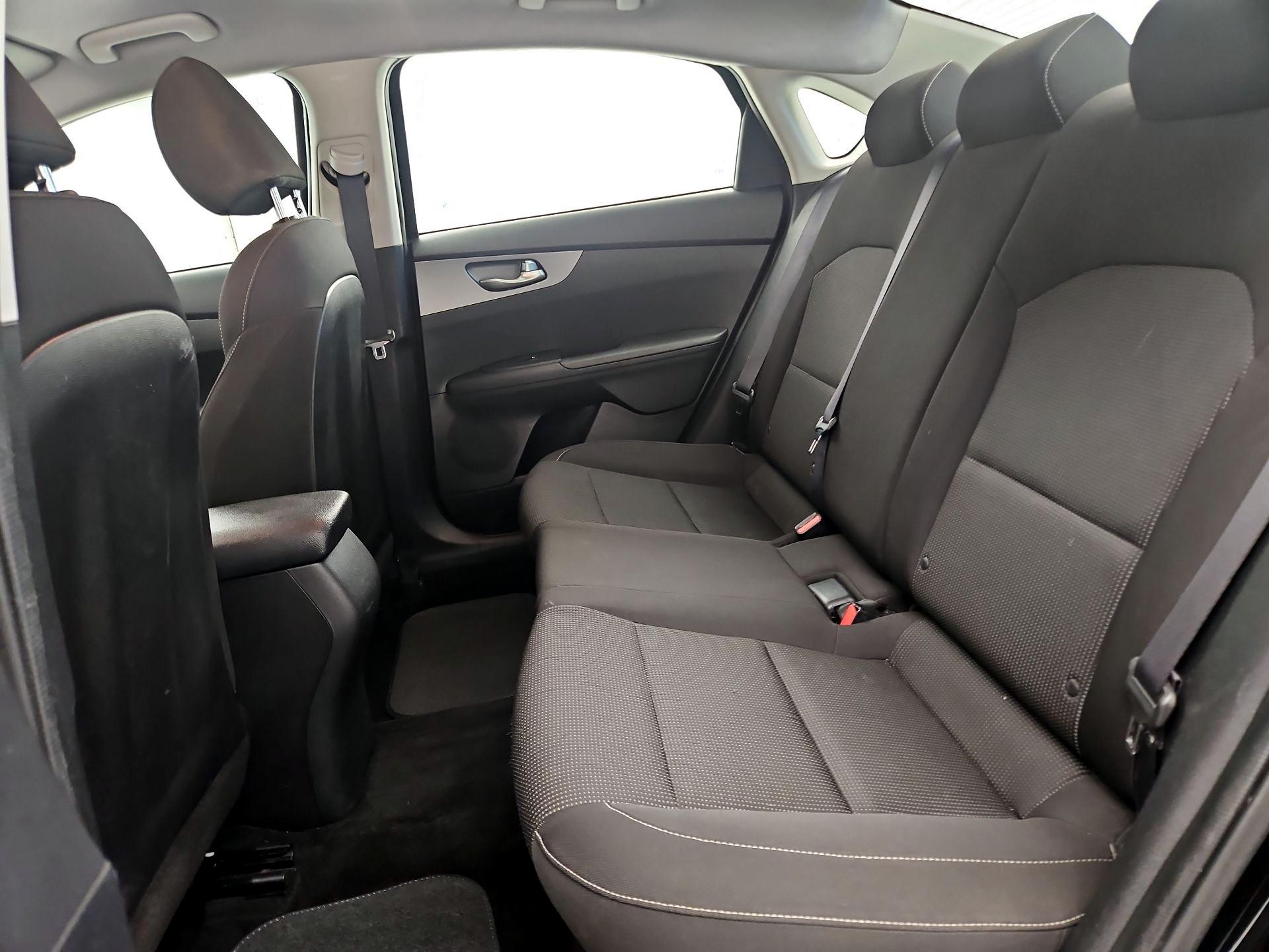 Thumbnail: 2020 Kia Forte - 19