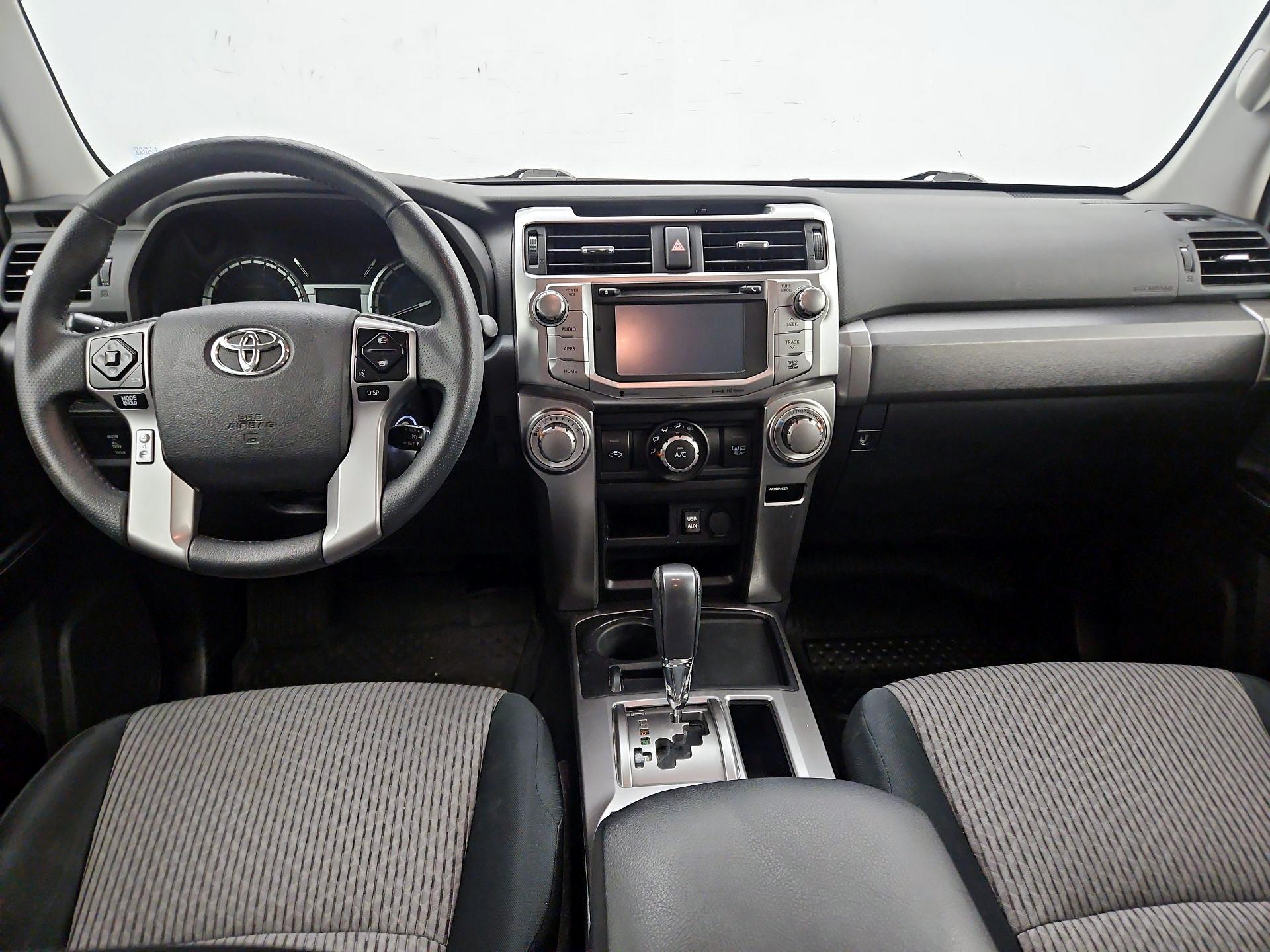 Thumbnail: 2017 Toyota 4Runner - 9