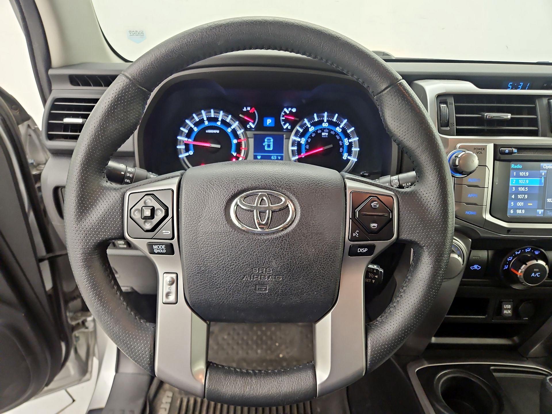 Thumbnail: 2017 Toyota 4Runner - 10