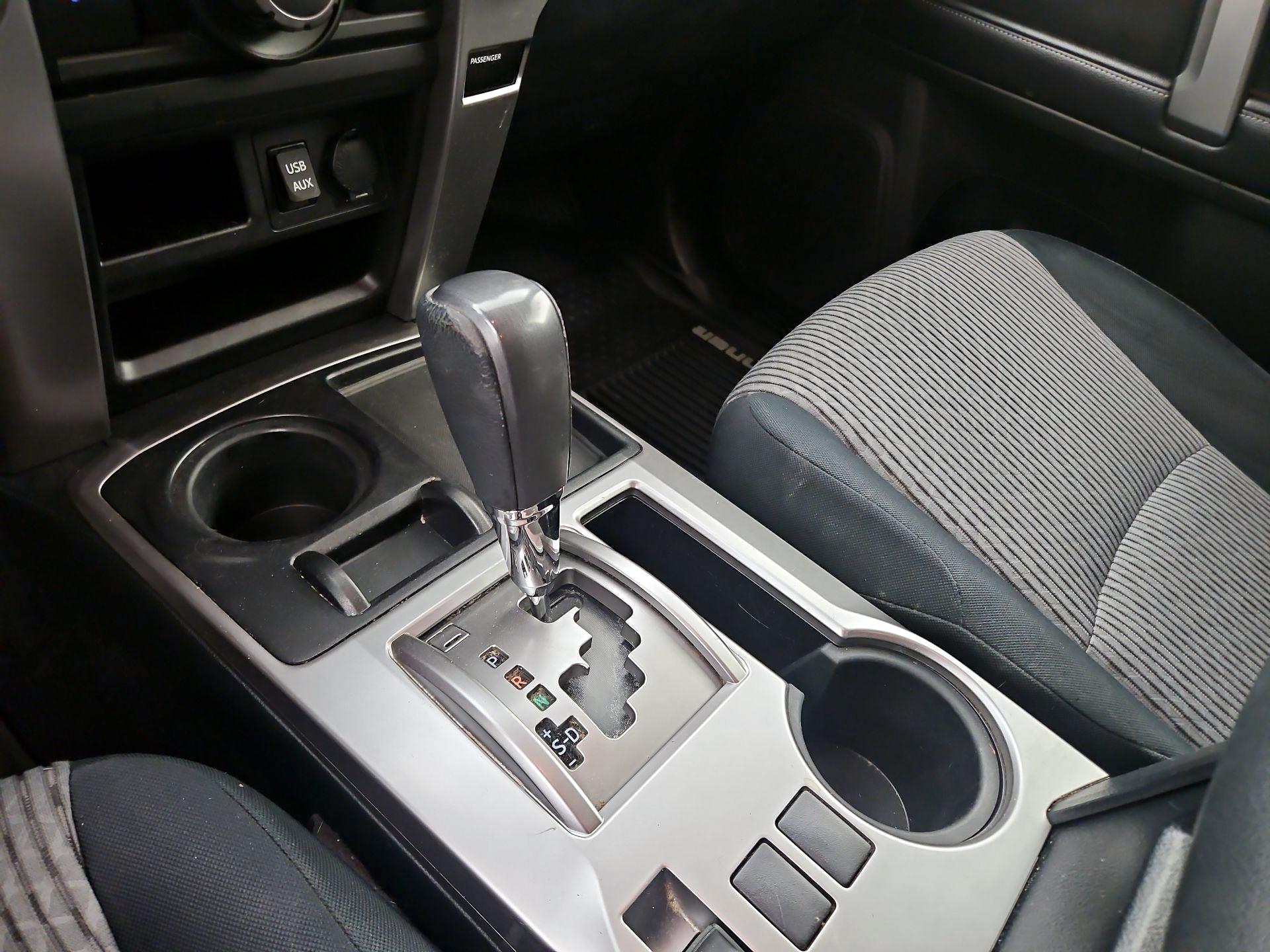 Thumbnail: 2017 Toyota 4Runner - 17