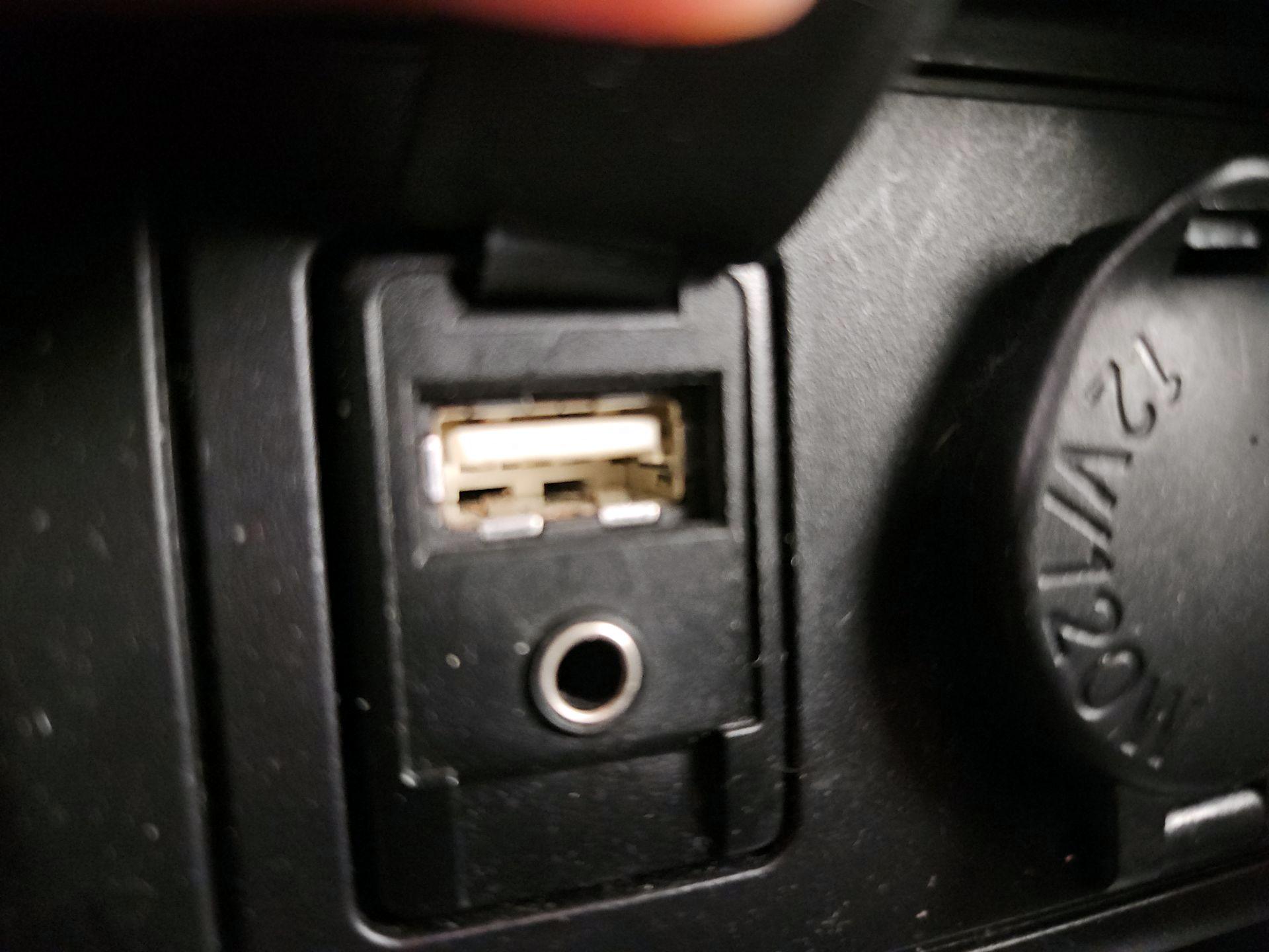 Thumbnail: 2017 Toyota 4Runner - 18