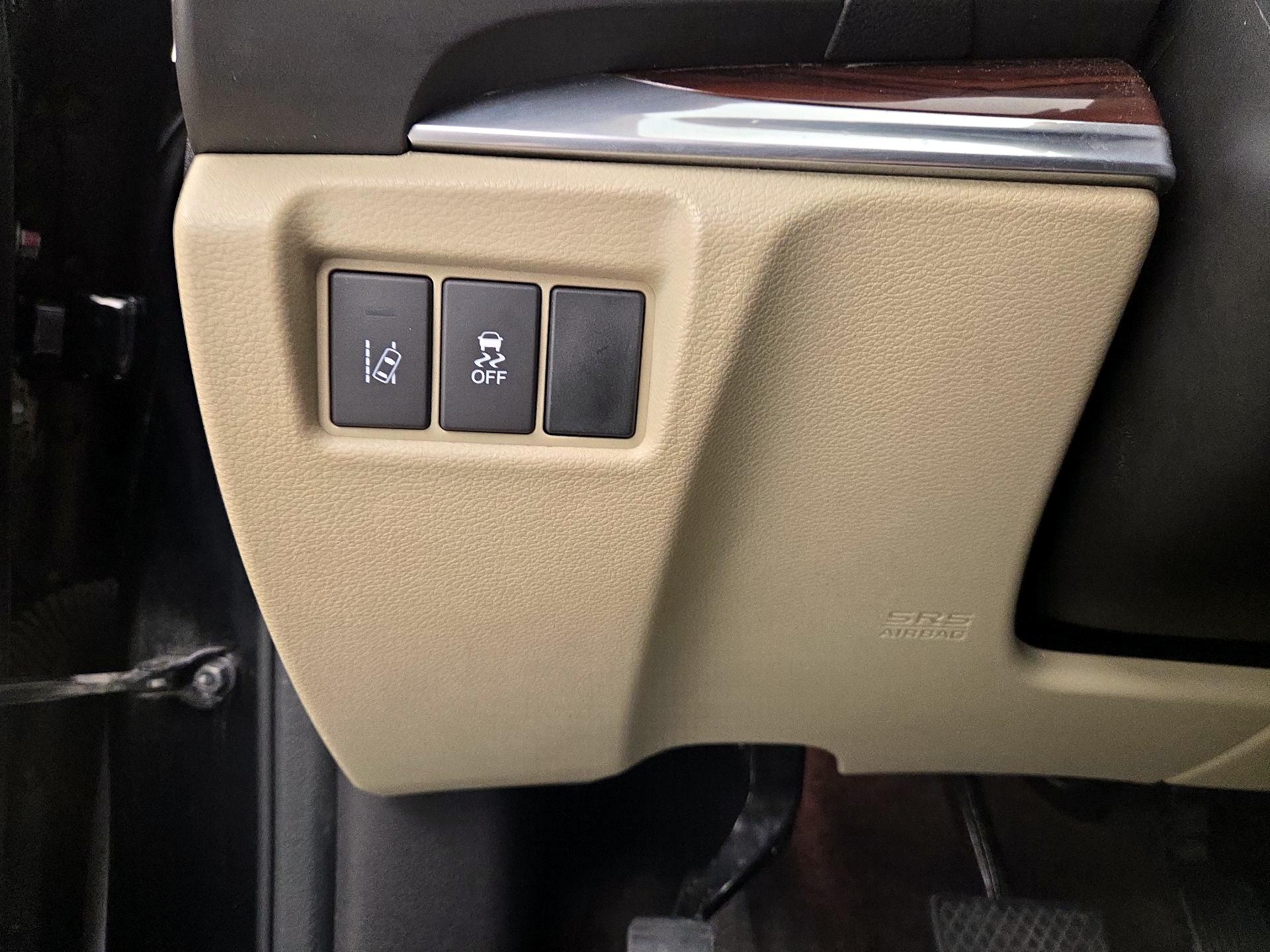 Thumbnail: 2016 Acura MDX - 13